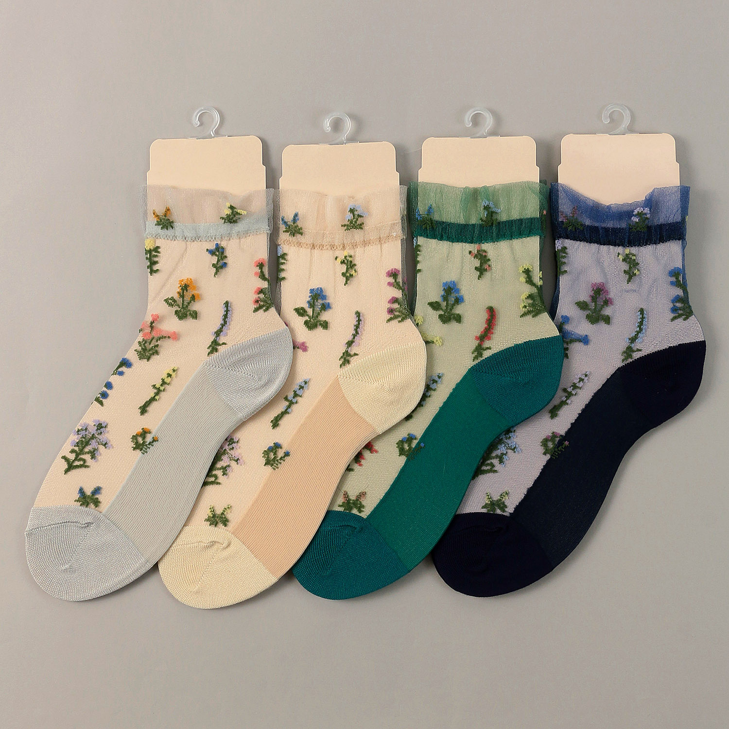 シースルーソックス クルー丈 花草柄 - 画像1