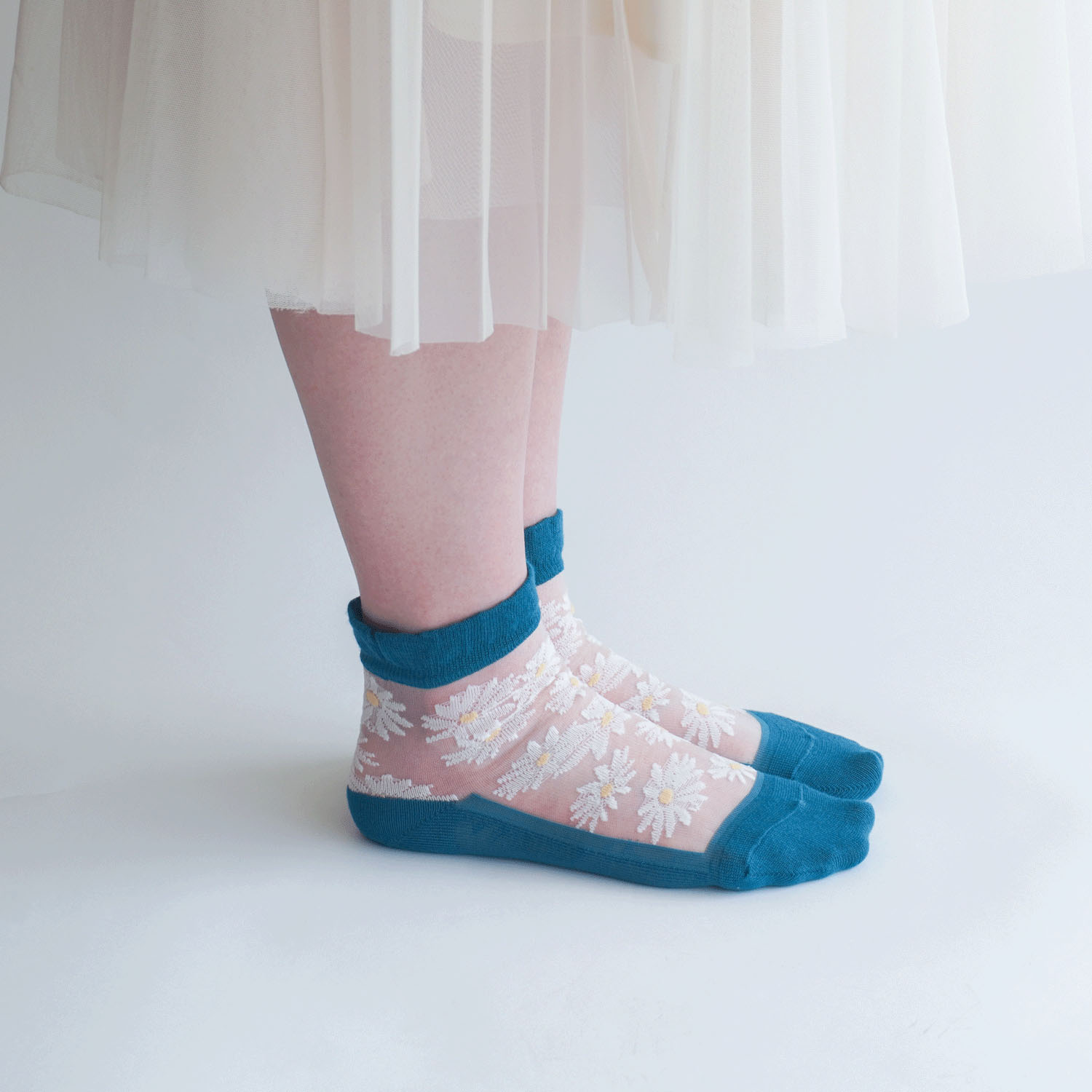 シースルーソックス クルー丈 マーガレット花束柄 - 画像11