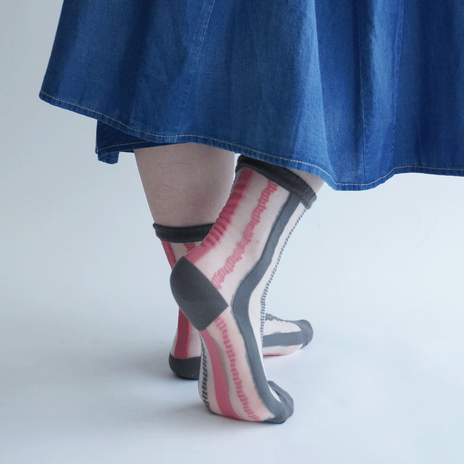 北欧調 幾何学ストライプ柄  シースルーソックス - 画像5