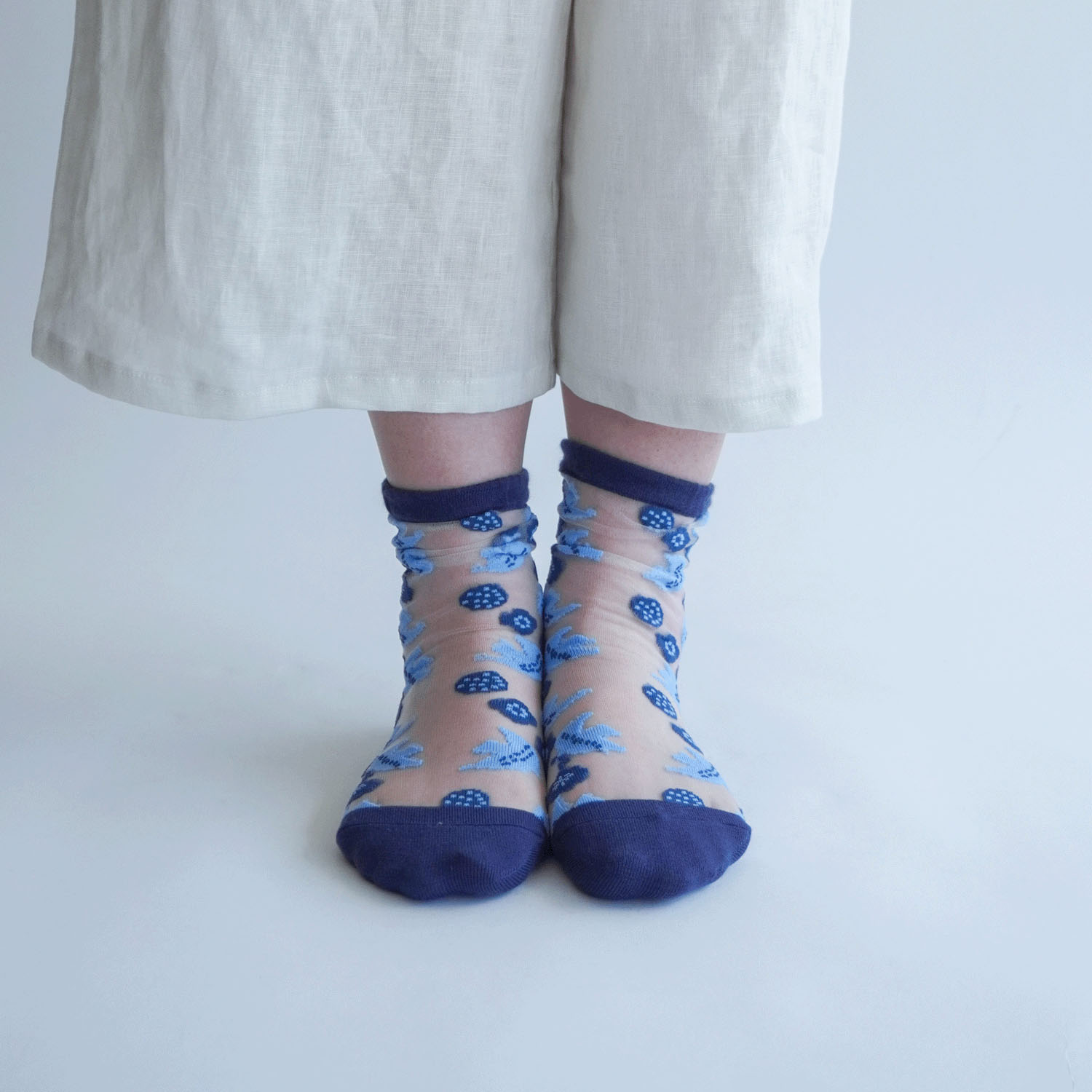 北欧調  鳥とお花総柄 シースルーソックス - 画像20