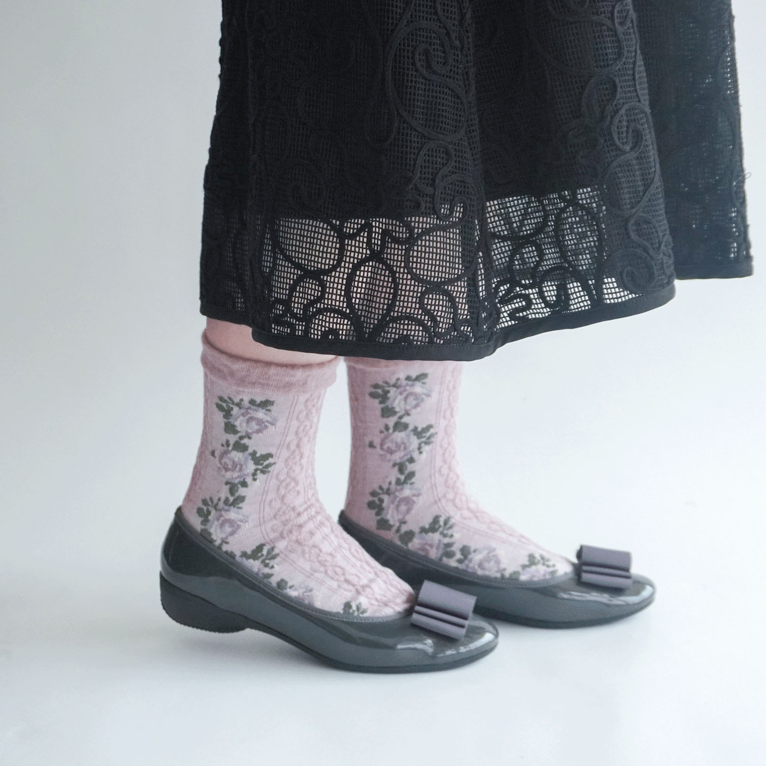 25AW ギュレ カシミヤ混 フロート波 バラ柄 靴下 日本製【在庫限り】 - 画像14