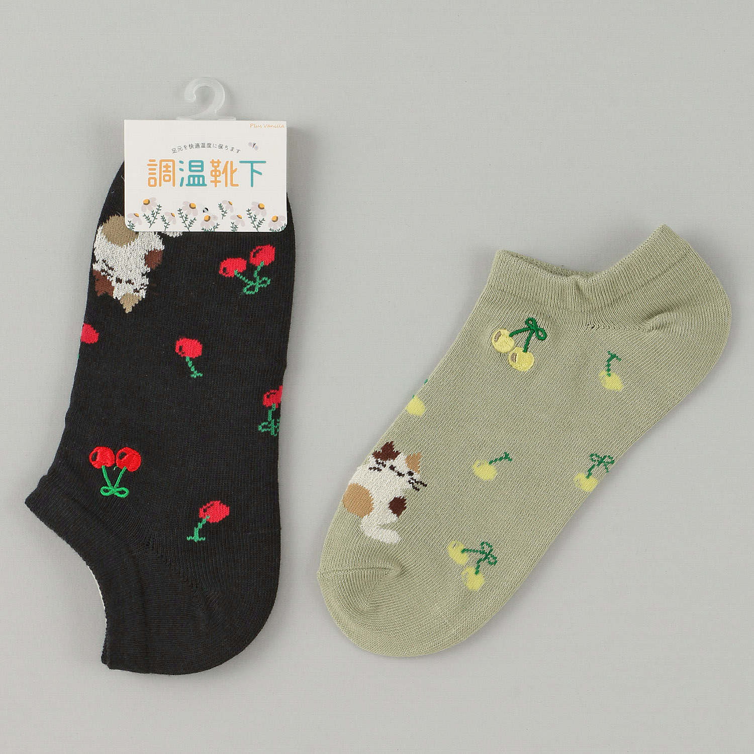 Natural Collection  スニーカー丈 ネコとサクランボ  靴下 - 画像1