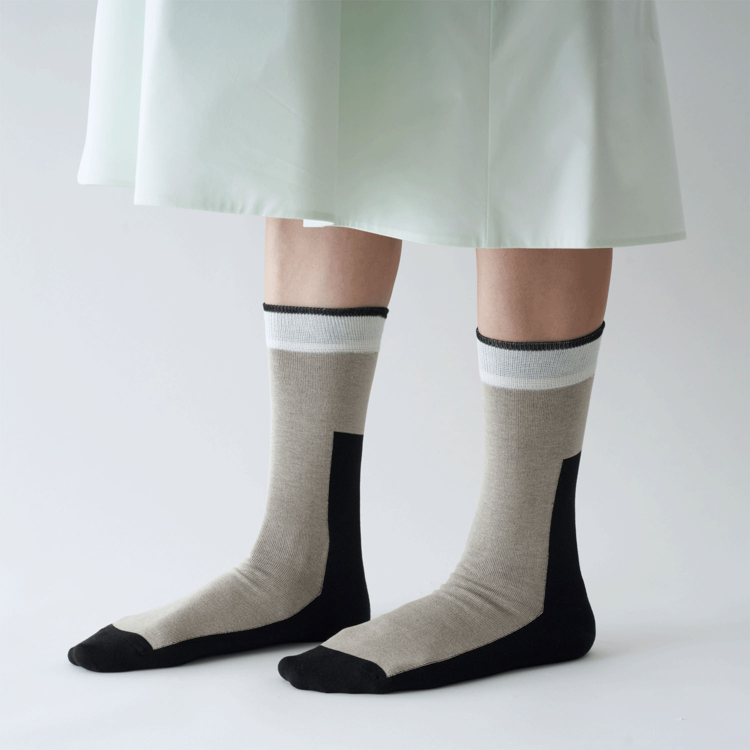 fromF kaksi（カクシ／ツートーン）クルーソックス - 画像3