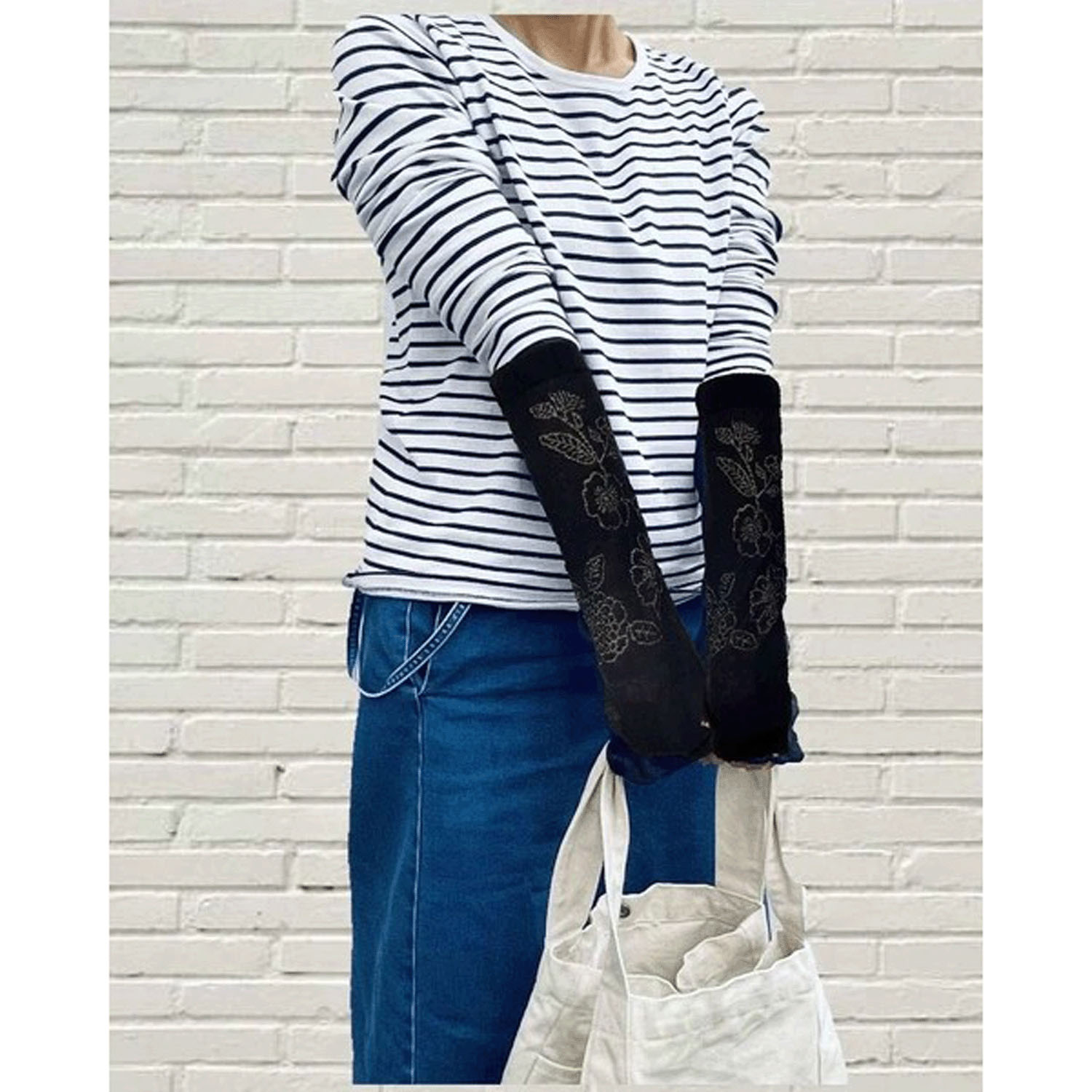 日本製 アームカバー シルク混  35センチ丈 透け花 - 画像2