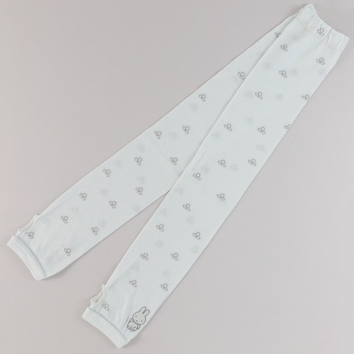 ミッフィー アームカバーUVカット＋吸水速乾 花とミッフィー刺繍 - 画像5