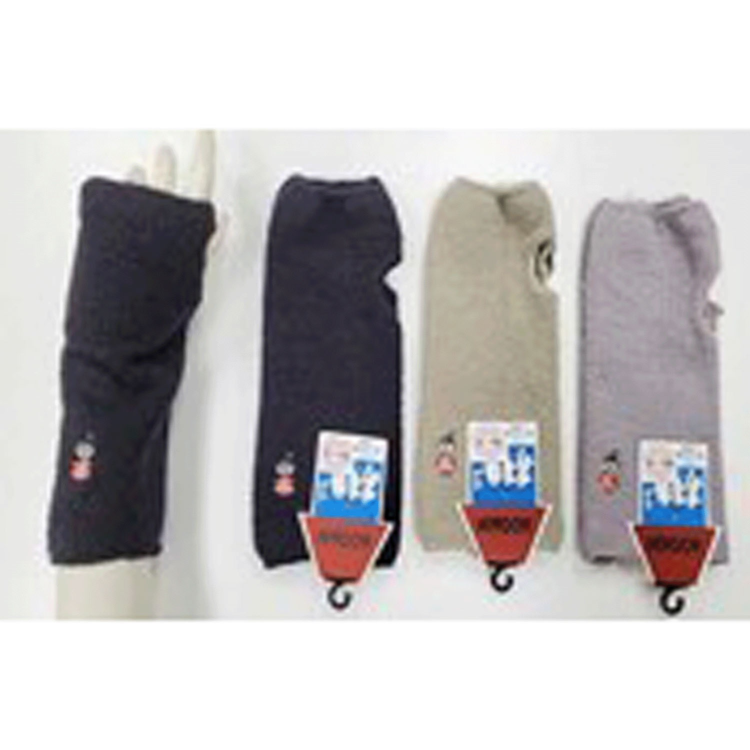 MOOMIN  グローブ フェザーネップ ミイ刺繍【在庫限り】 - 画像2