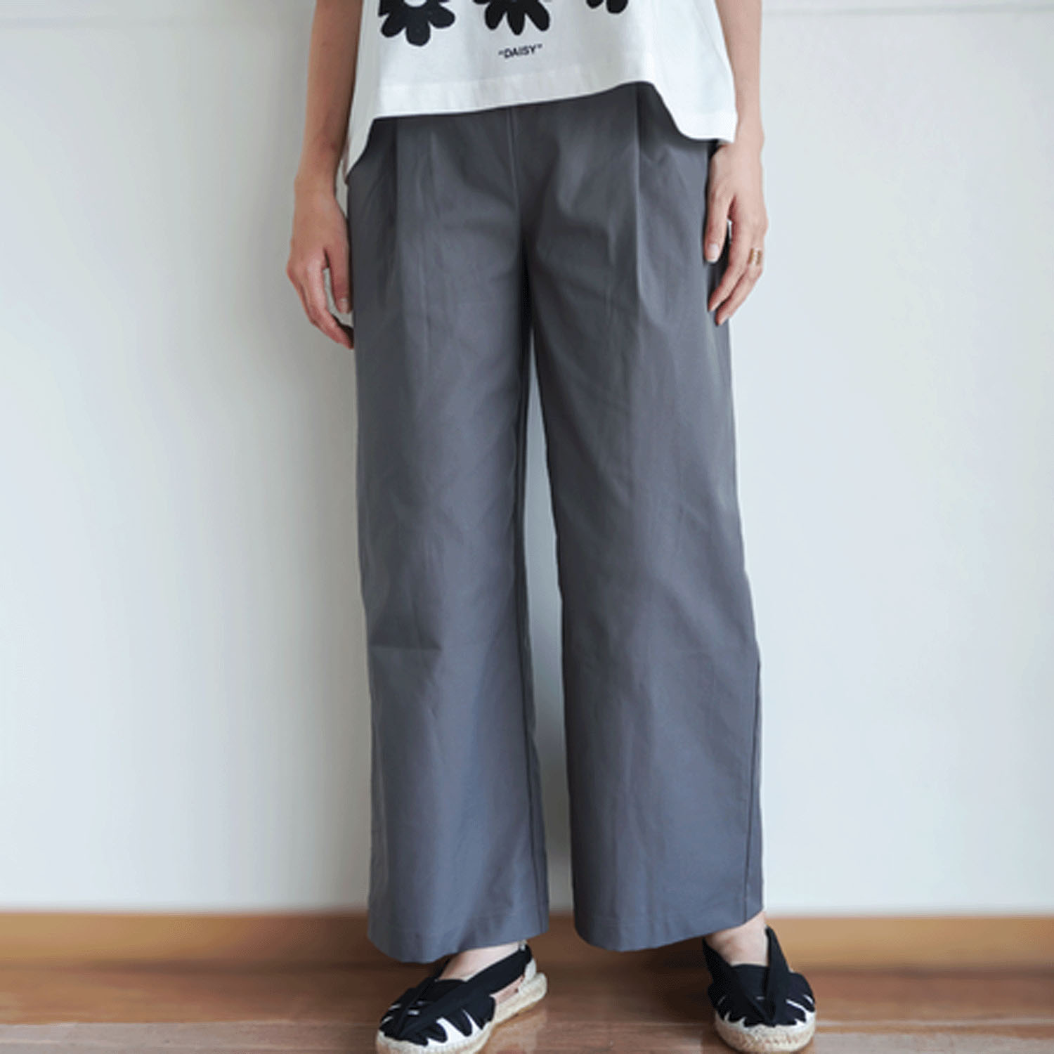 撥水 ストレッチ ワイドパンツ 【雨の日・アウトドアにおすすめ】