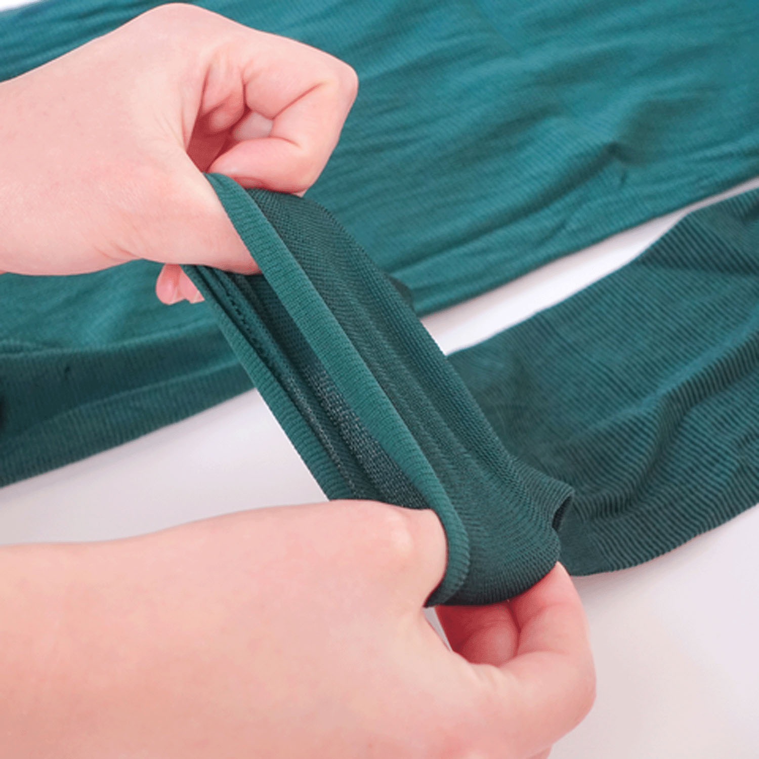 日本製 タイツ素材 8分丈 パウダリーインナー ラウンドネック【在庫限り】 - 画像14