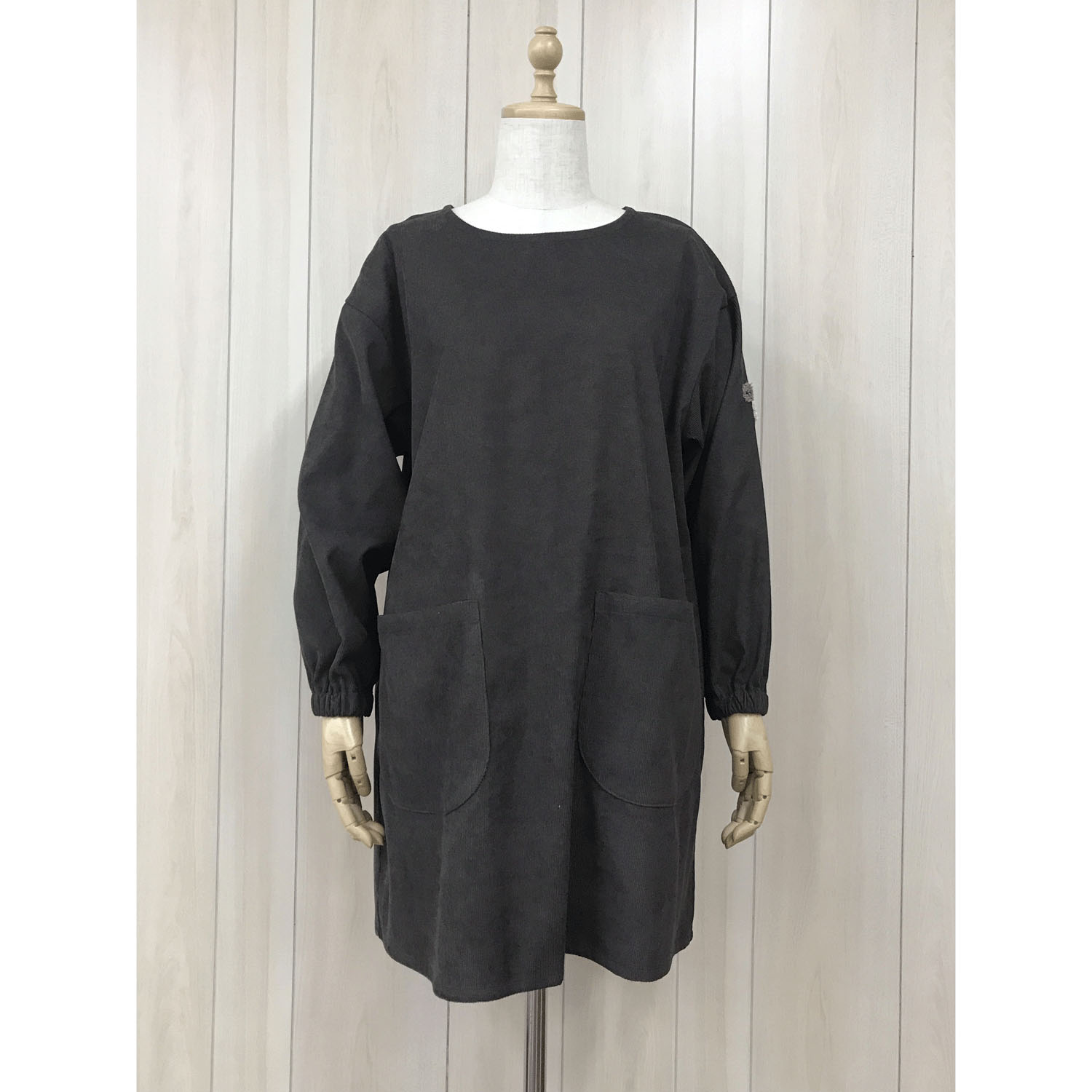 Animal art 細コール起毛サガラ刺繍カッポー - 画像1