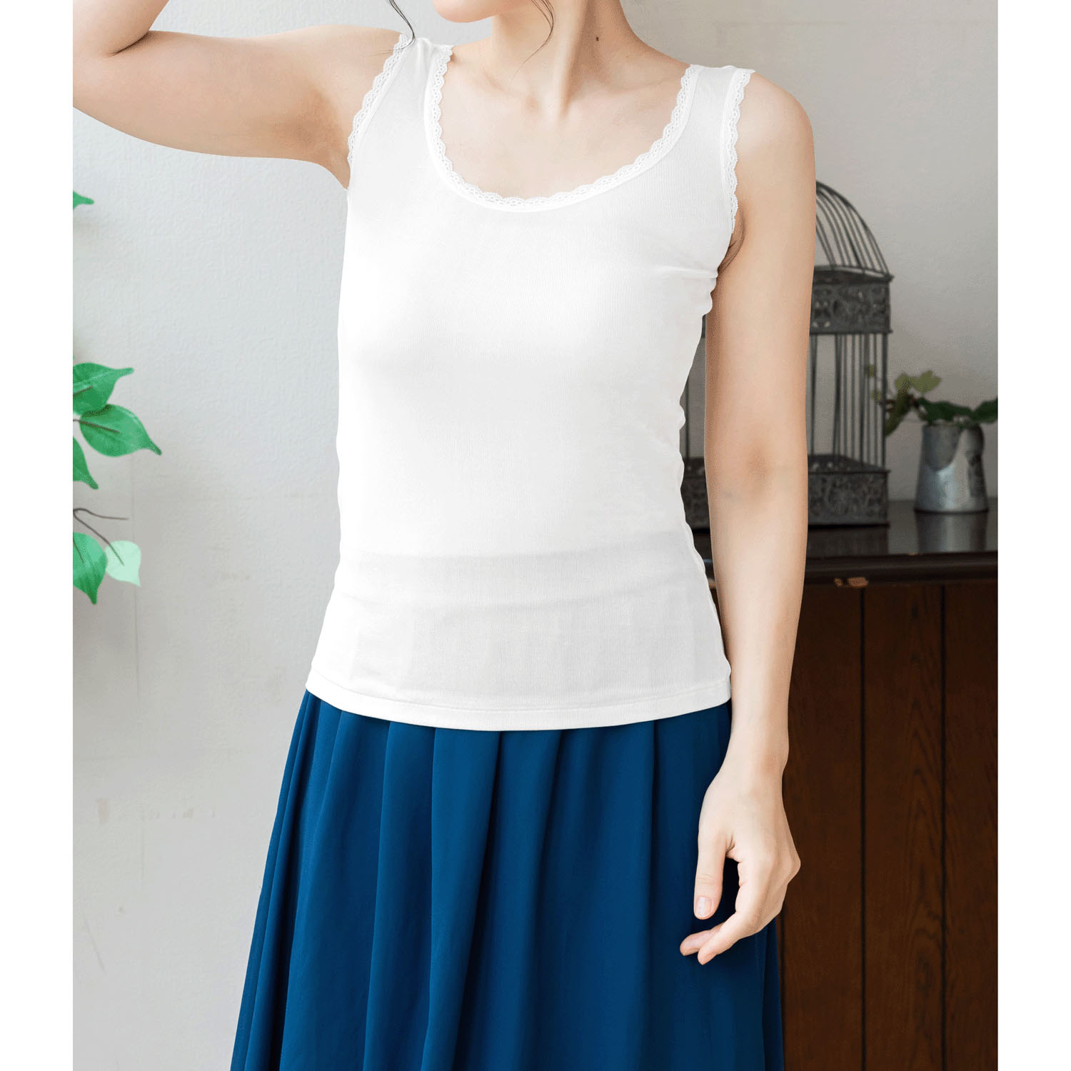 シルクタンクトップ（レース付き） - 画像1