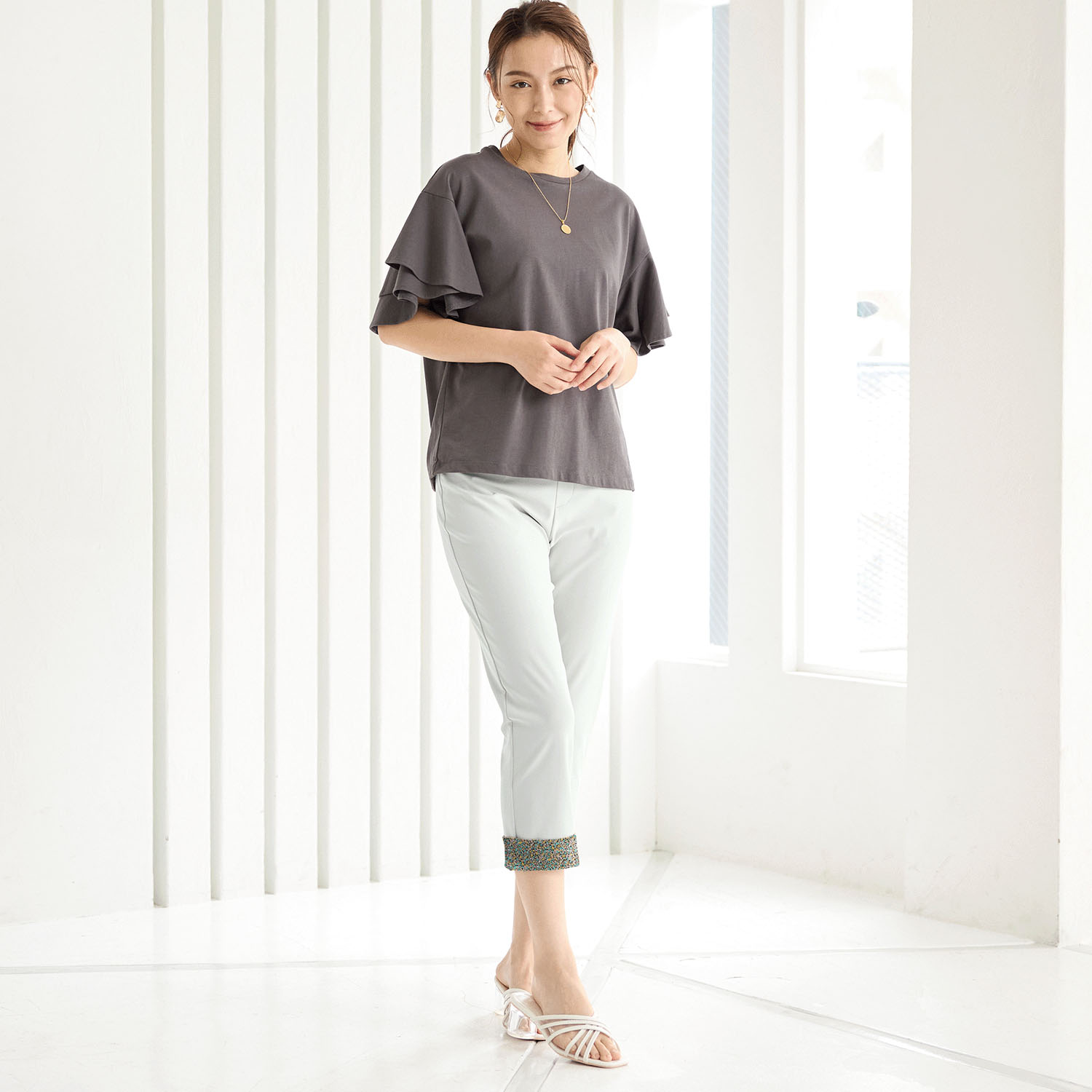 裾裏花柄クロップドパンツ - 画像11