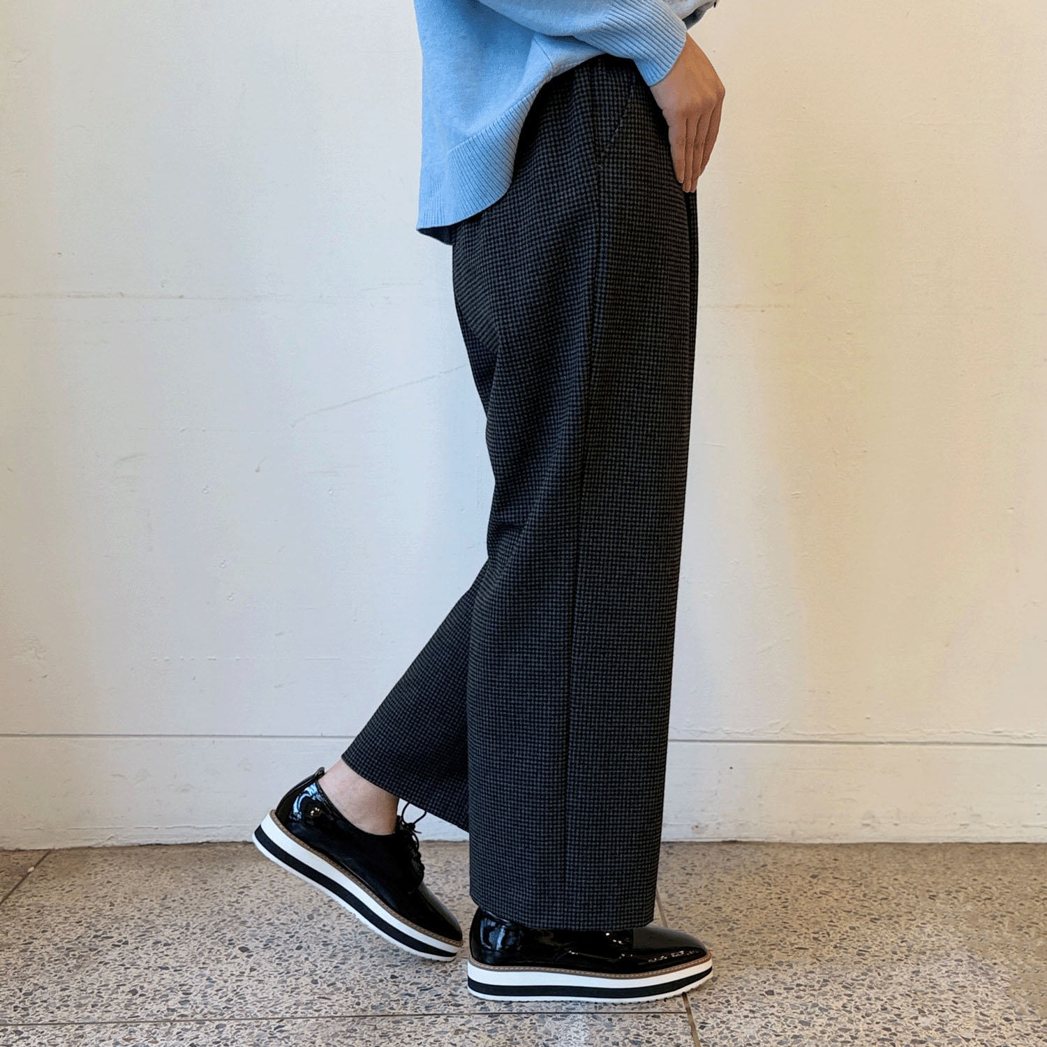 【25AW新色追加】TR両面微起毛 リッチワイドパンツ - 画像2