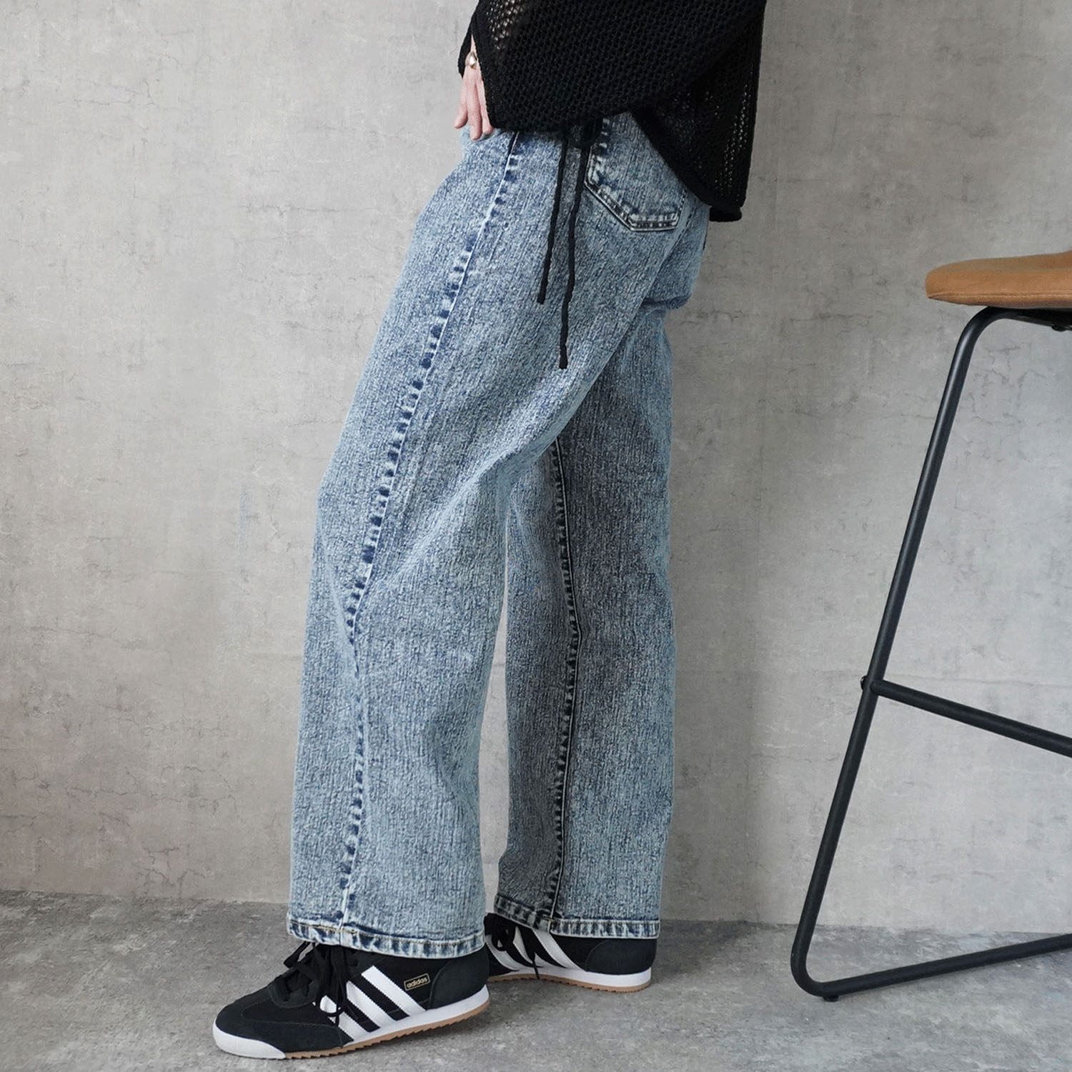 【ETONET限定 お取り寄せ】Emma リサイクルデニム釦付きストレートパンツ - 画像18