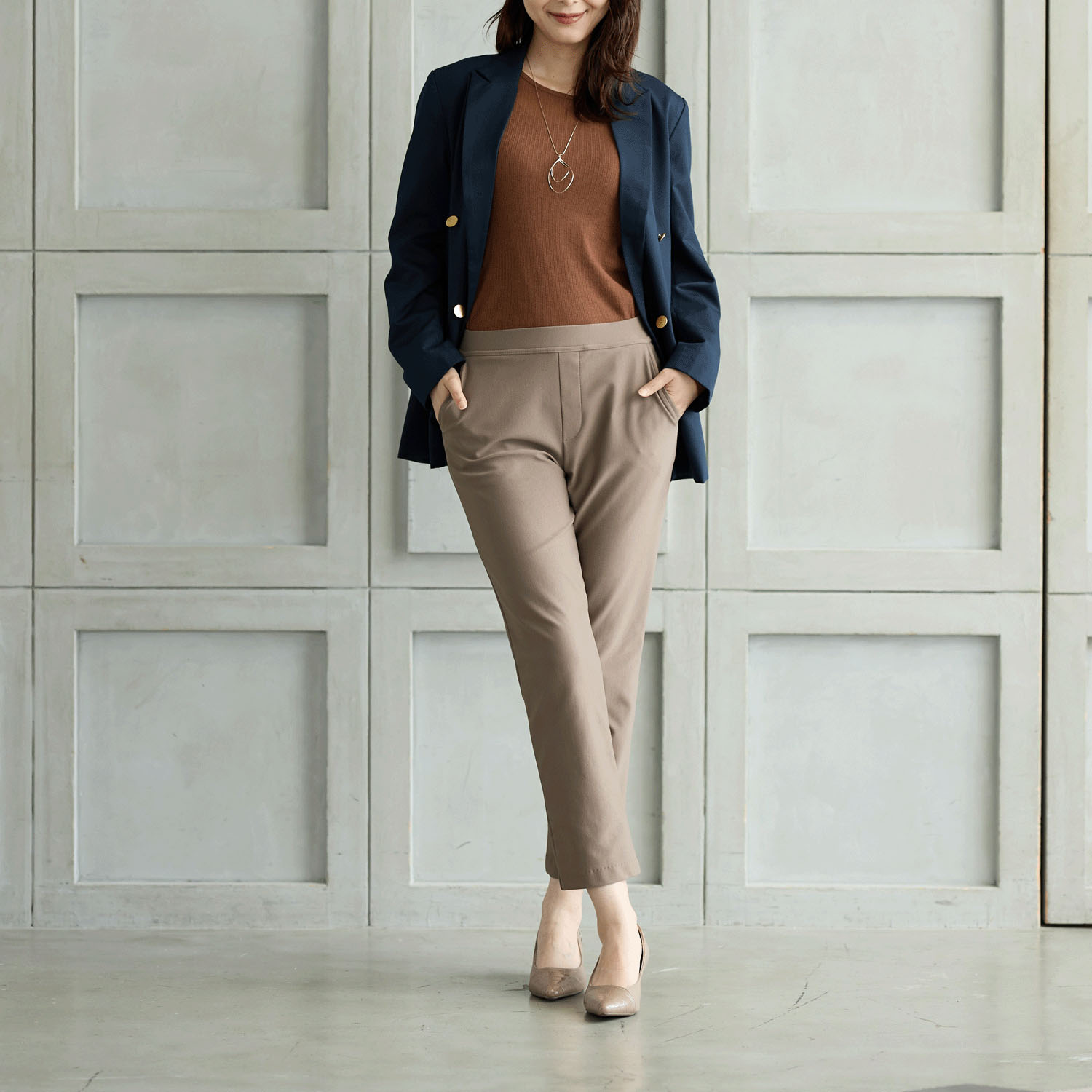 【Insta Live】TAKUMIBA エアシルキー・スリムパンツ - 画像17