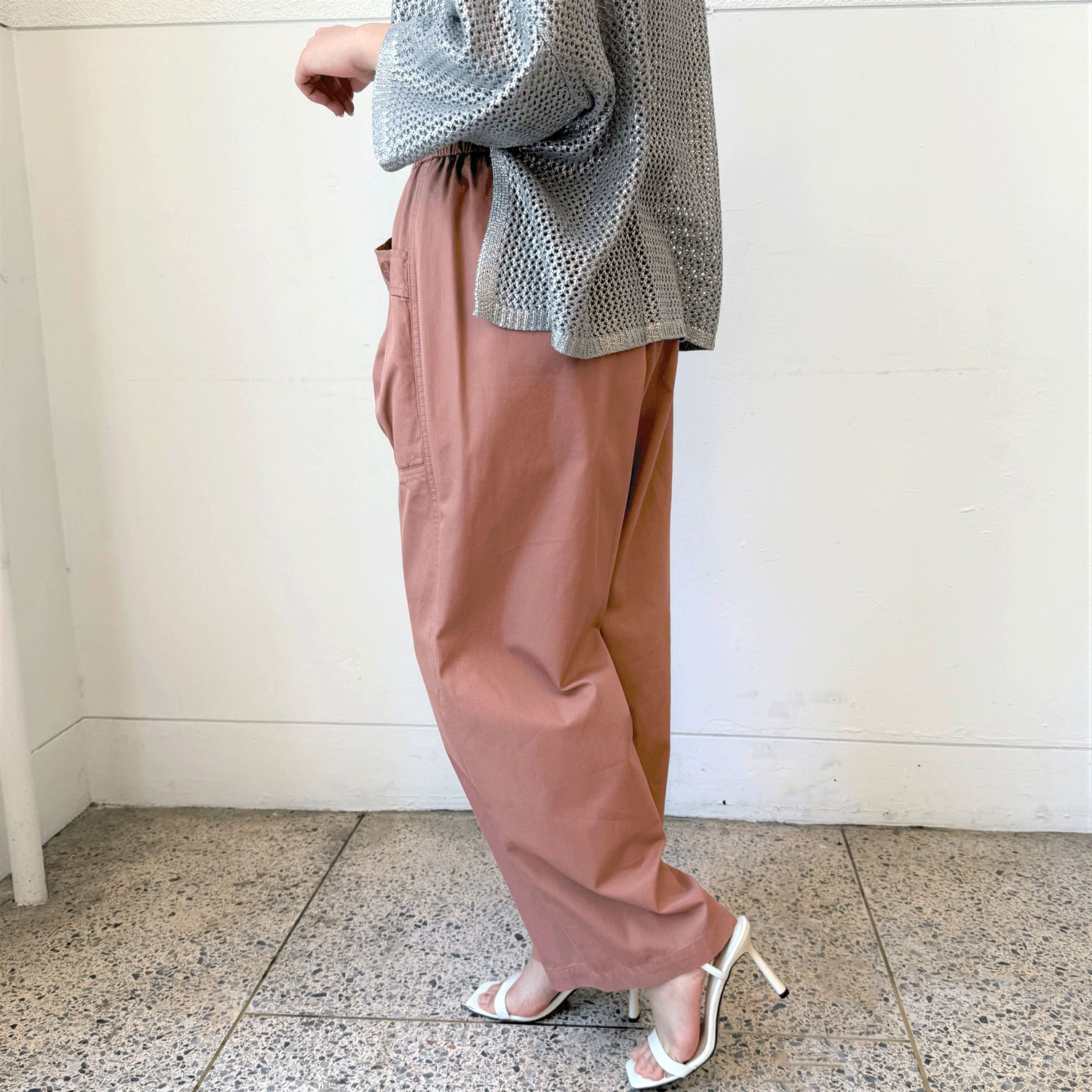 aiai 綿ツイル パフポケットワイドパンツ - 画像3