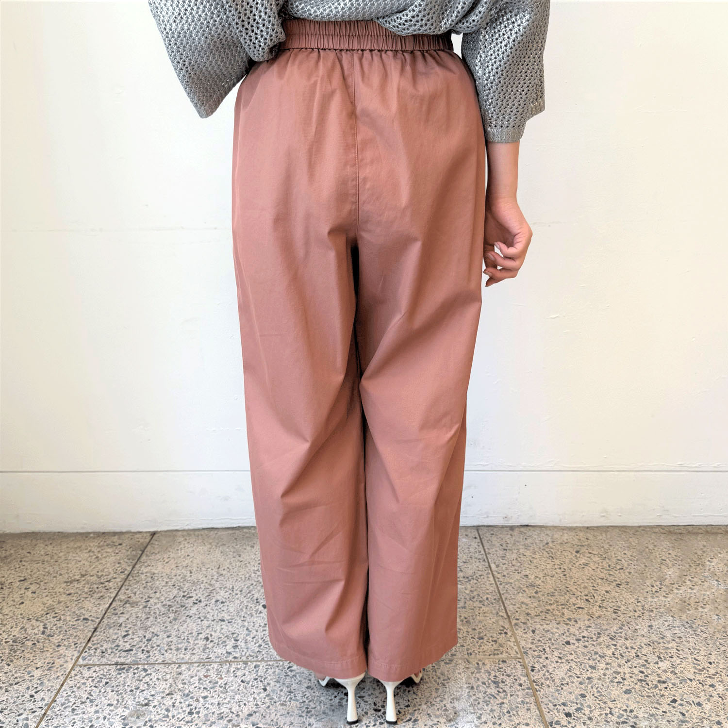 aiai 綿ツイル パフポケットワイドパンツ - 画像4