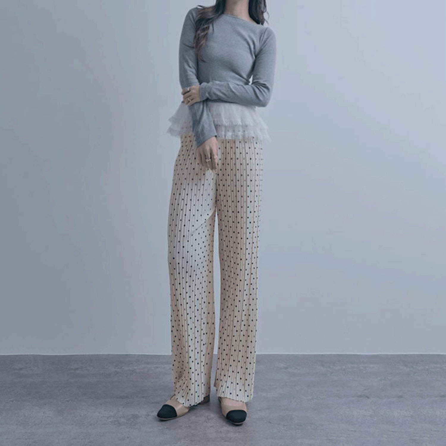 【ETONET限定お取り寄せ】カットプリーツ水玉柄パンツ - 画像5