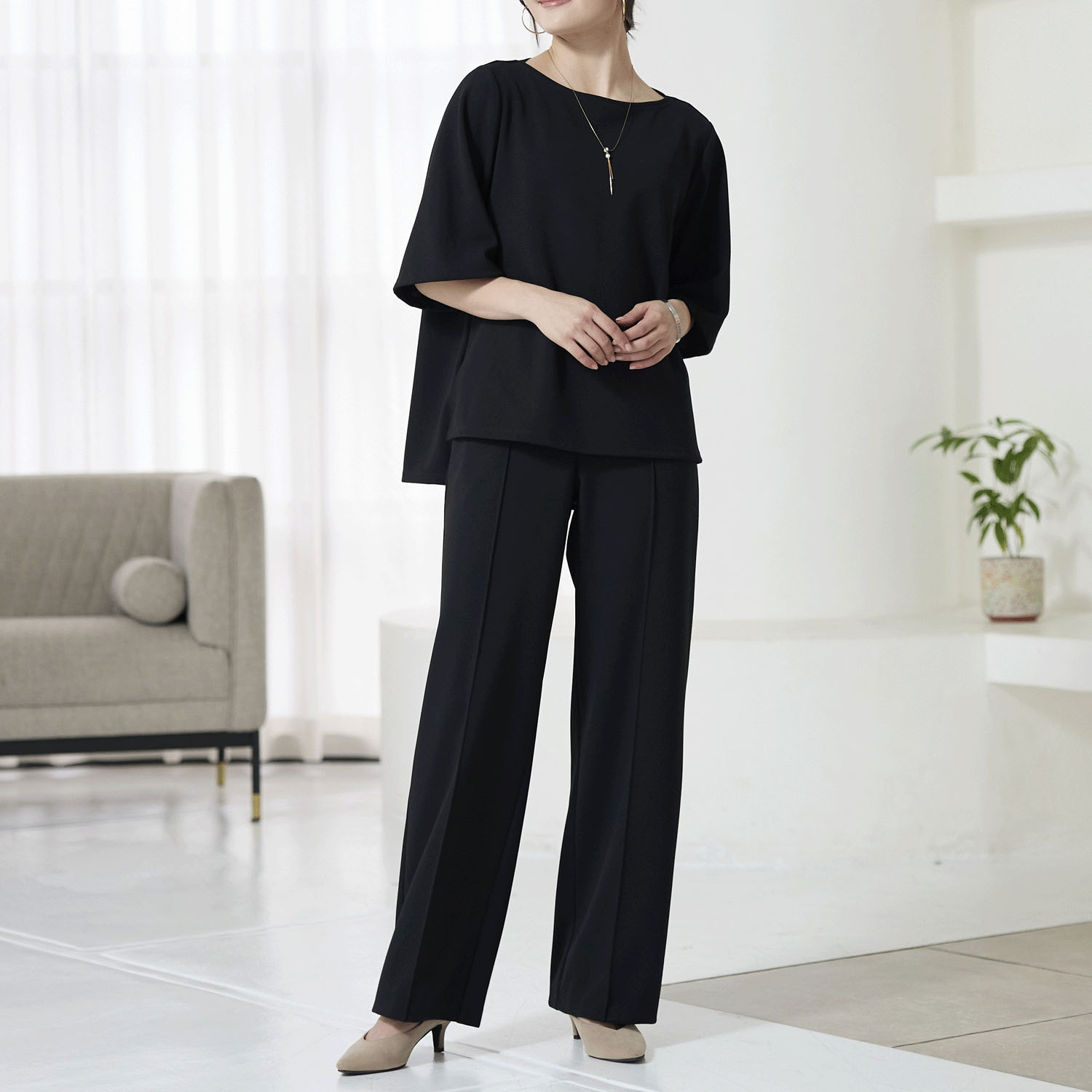 TAKUMIBA ジョーゼットニットフレアプルオーバー - 画像1