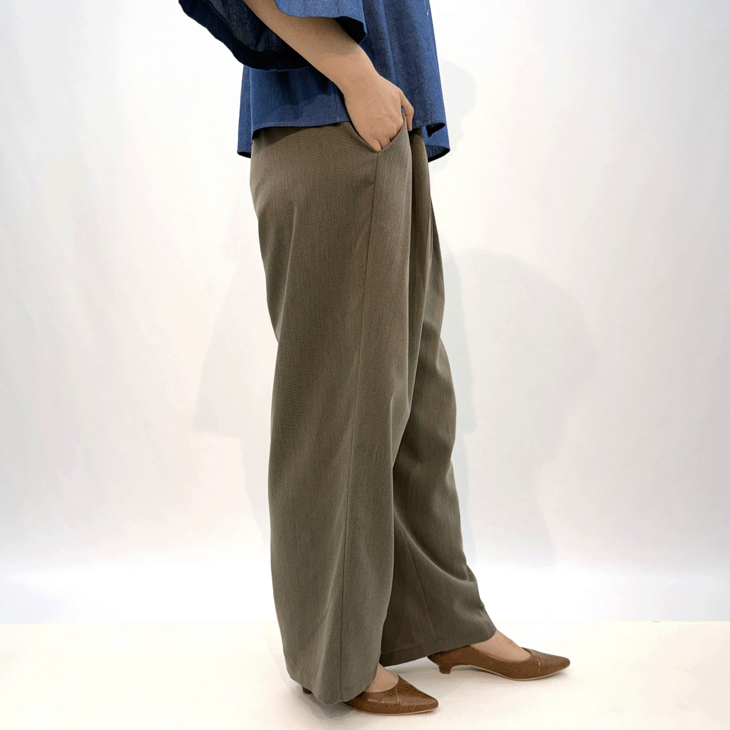 タックワイドパンツ - 画像2