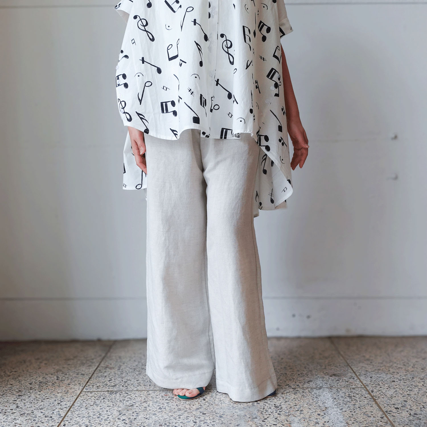 aiai 麻レーヨン シュッと！ワイドフレアーパンツ - 画像5