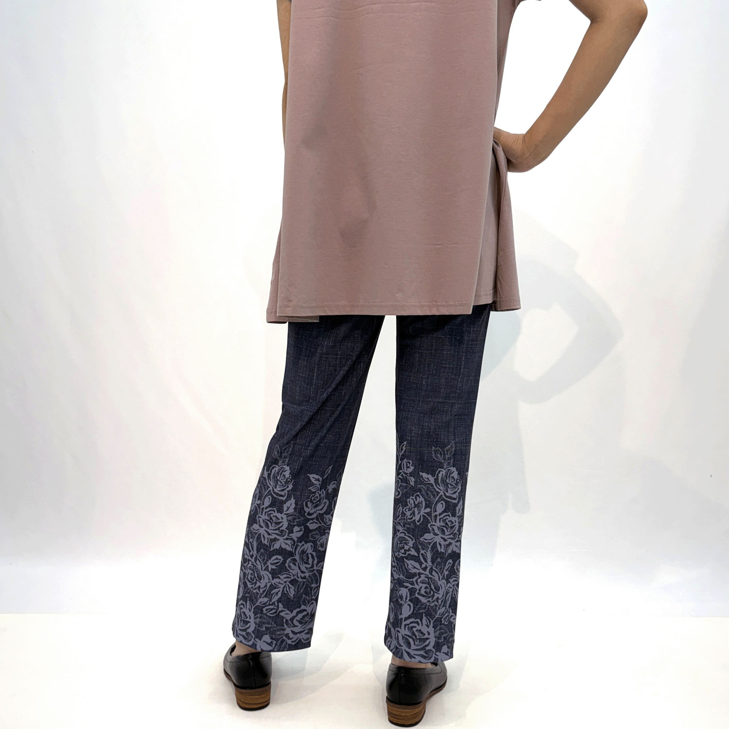 メッシュハイテンション 京プリントデニム花柄パンツ - 画像10