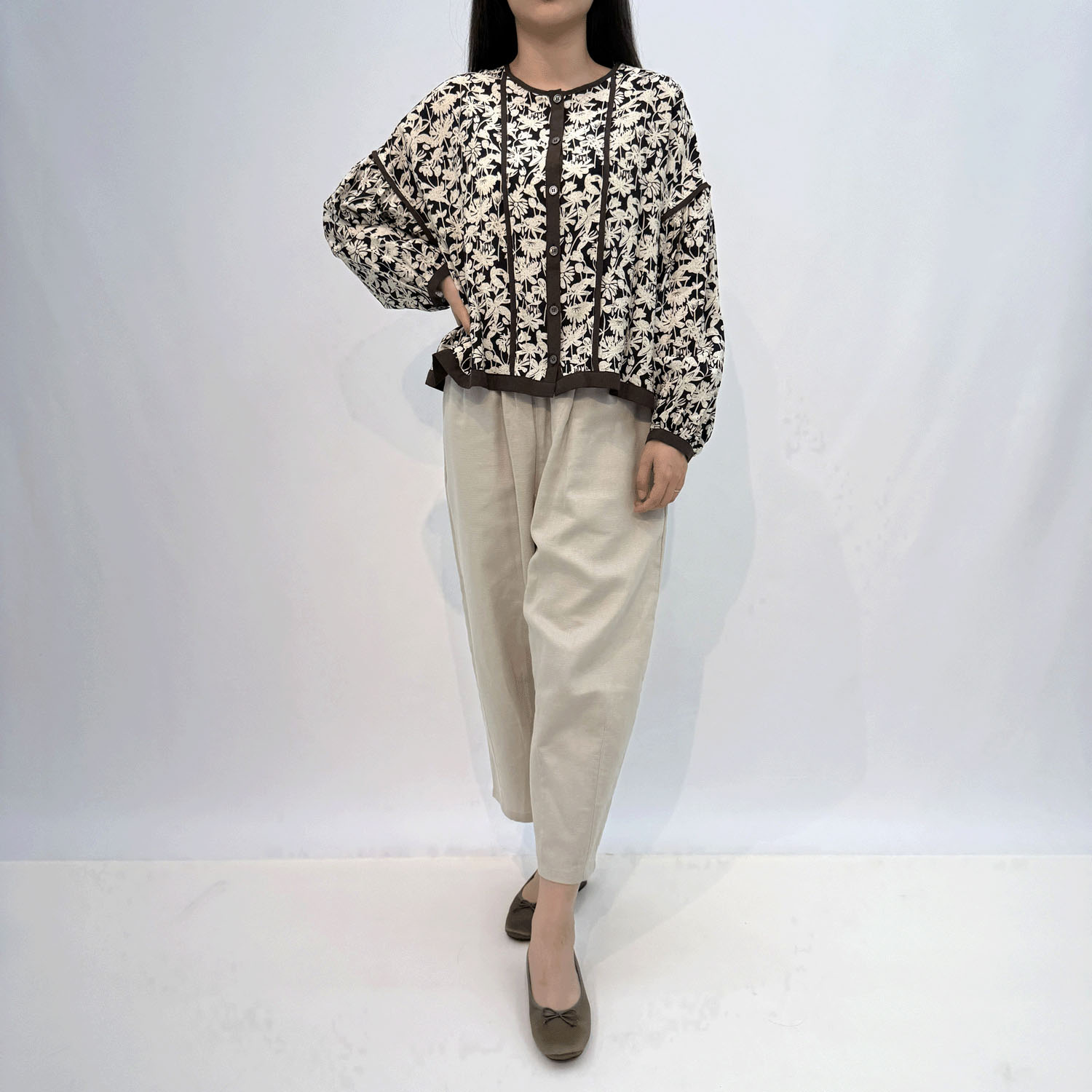 綿麻二重折りオーガニックコクーンパンツ - 画像4