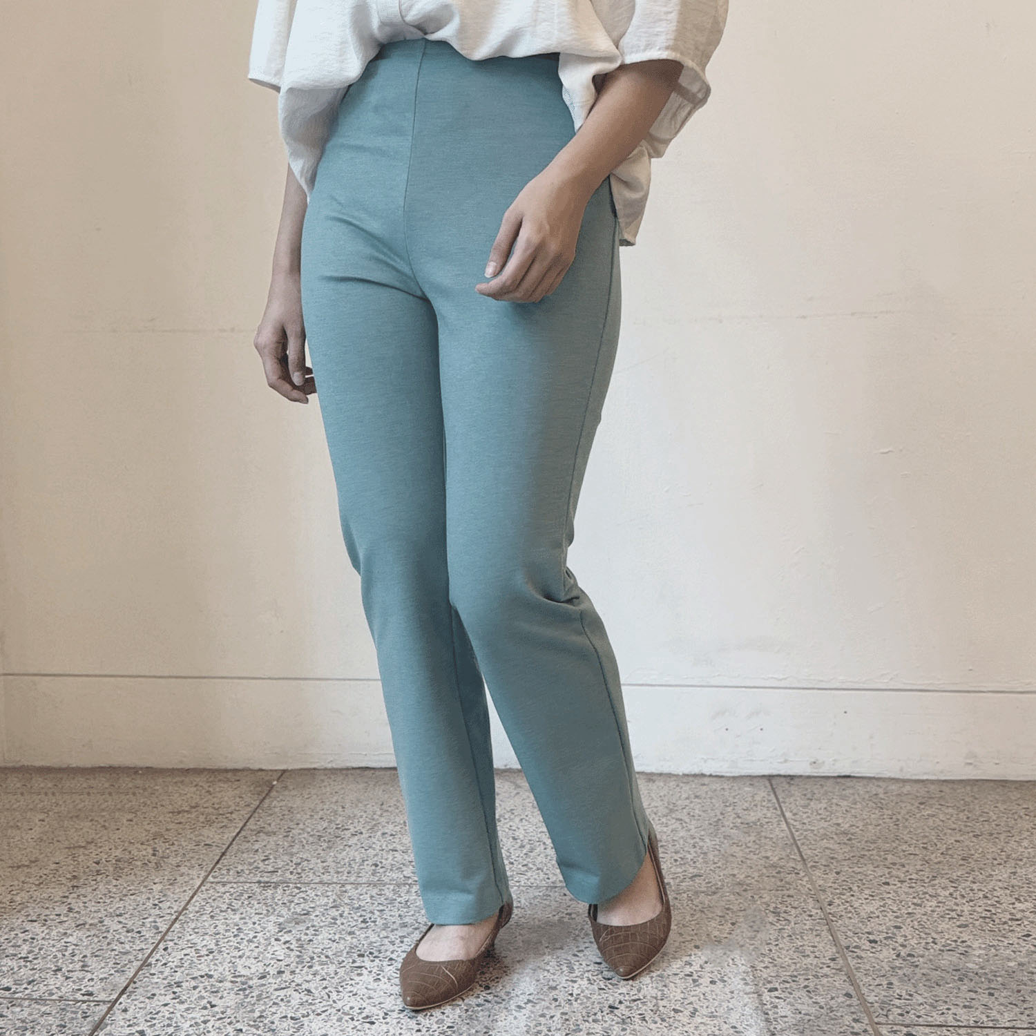 ピタッツ 秋冬素材 ストレートパンツ - 画像2