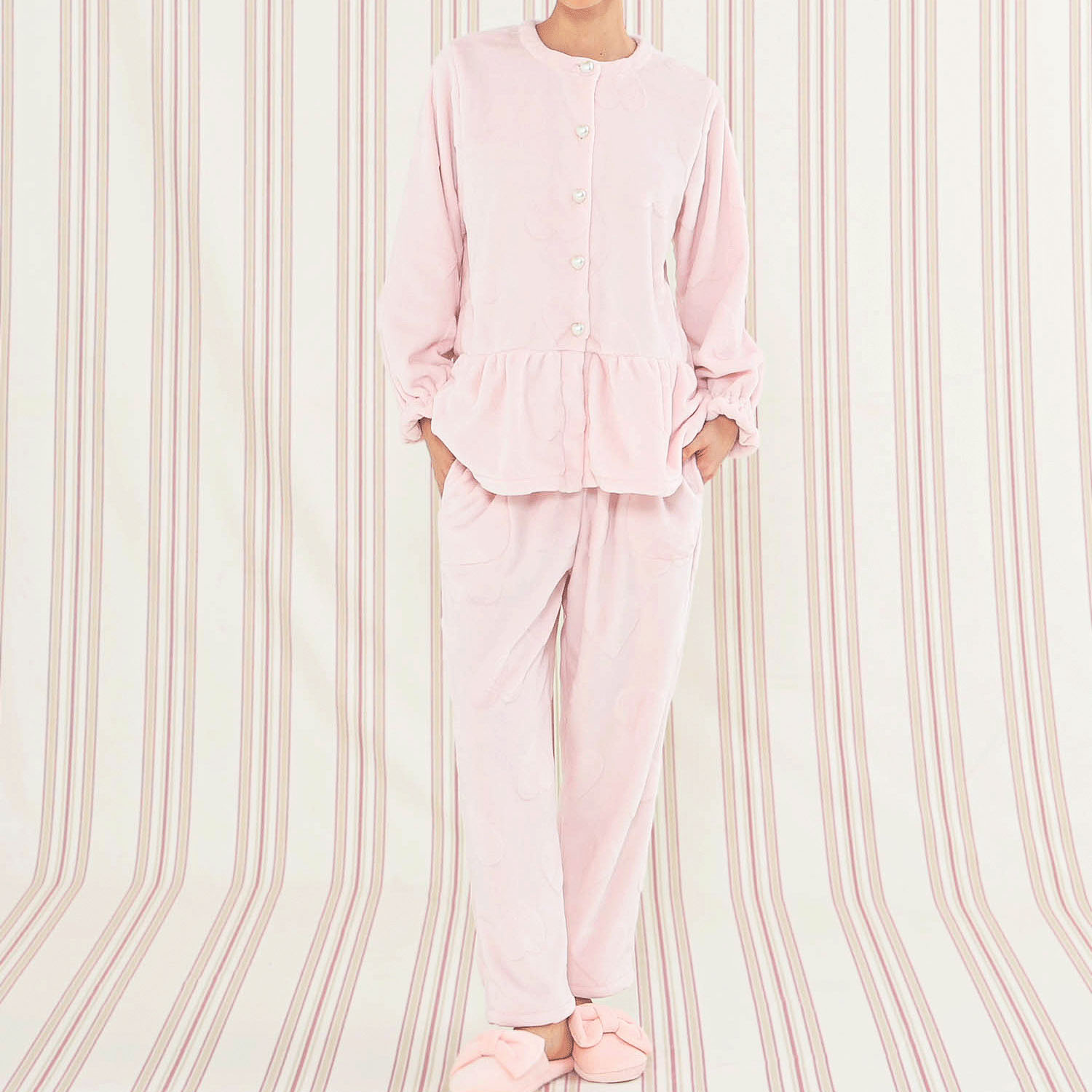 Narue シャイニースノーエンボスハートペプラムパジャマ - 画像18