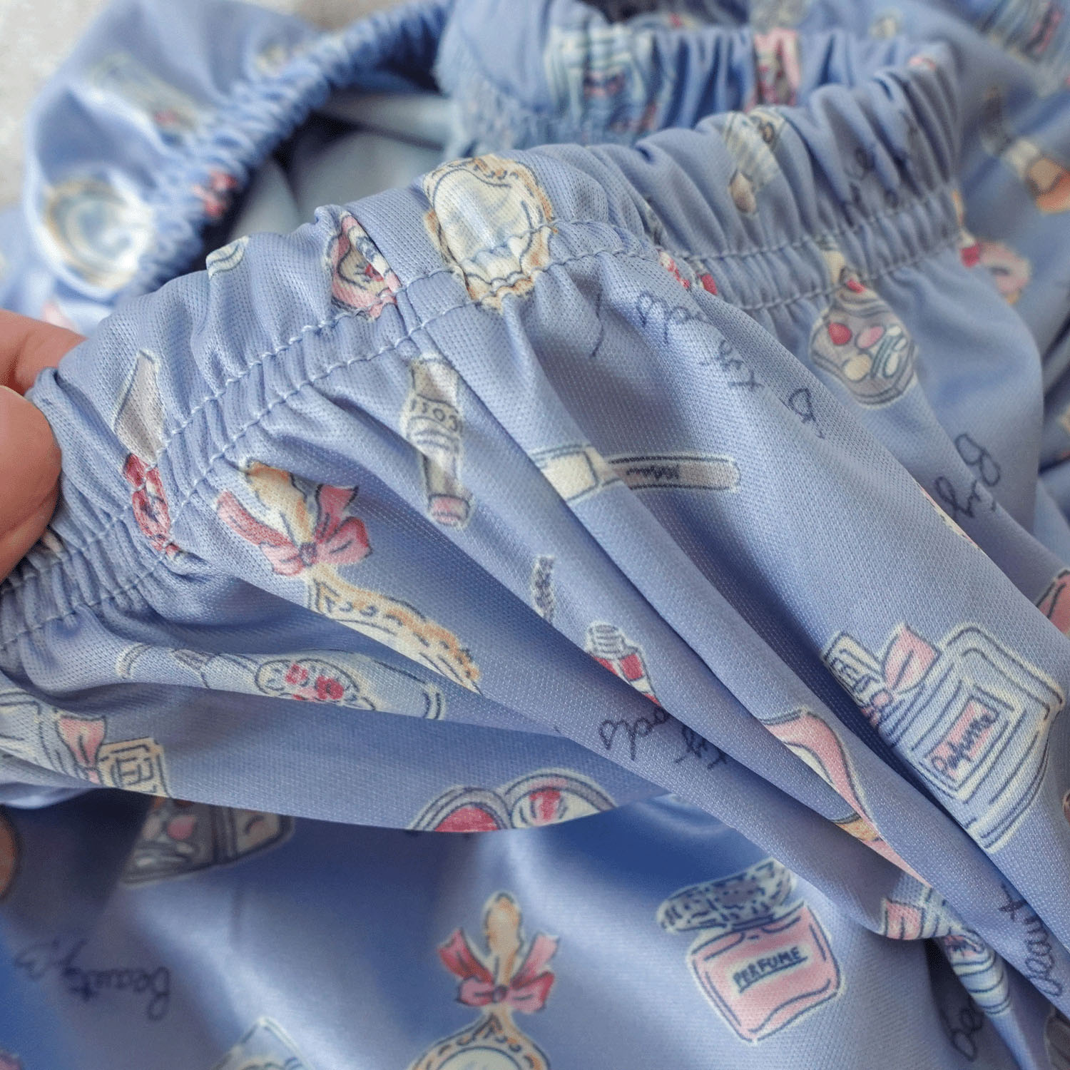 ジョワイユニュイ ポーチ付 携帯パジャマ Tスーツ コスメ - 画像11