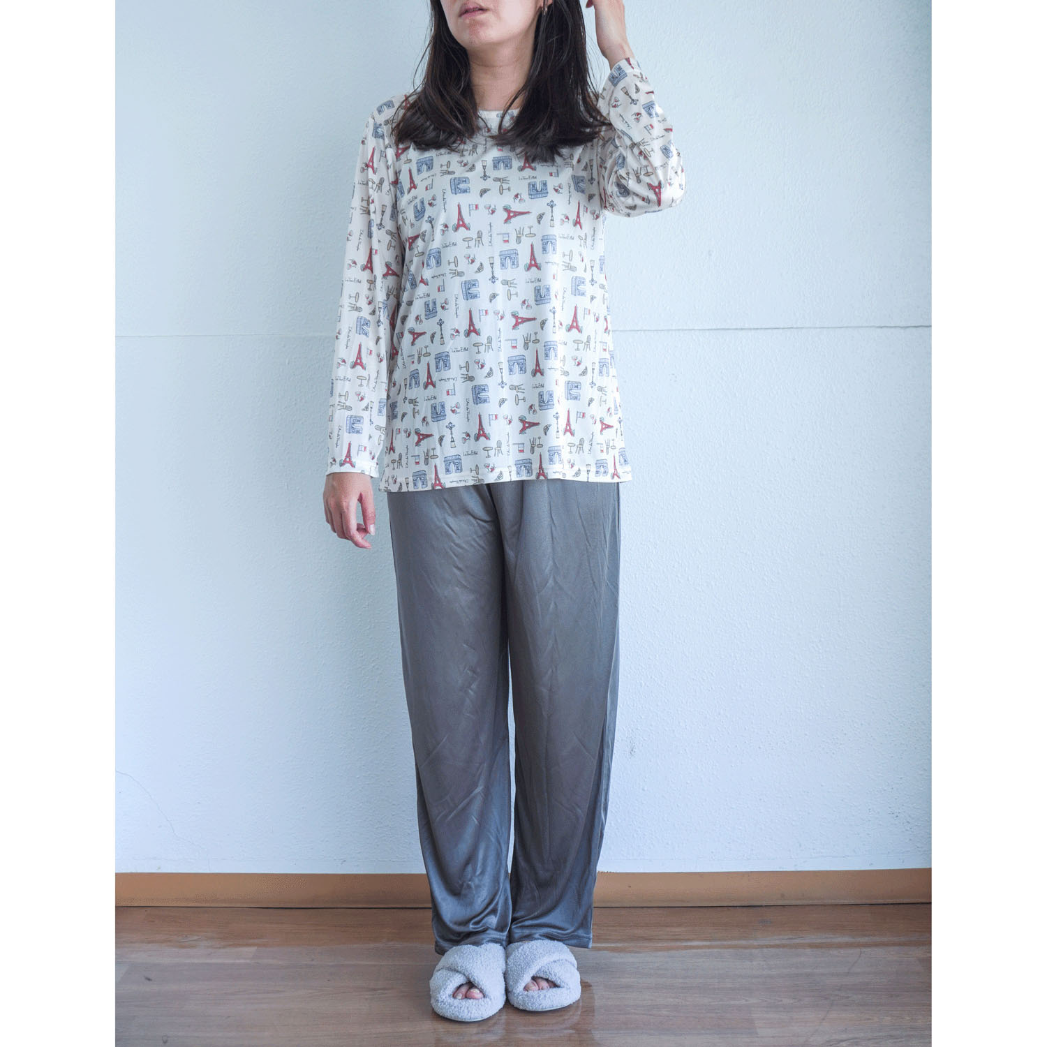 ジョワイユニュイ ポーチ付携帯パジャマ パリ柄パンツ無地 - 画像2