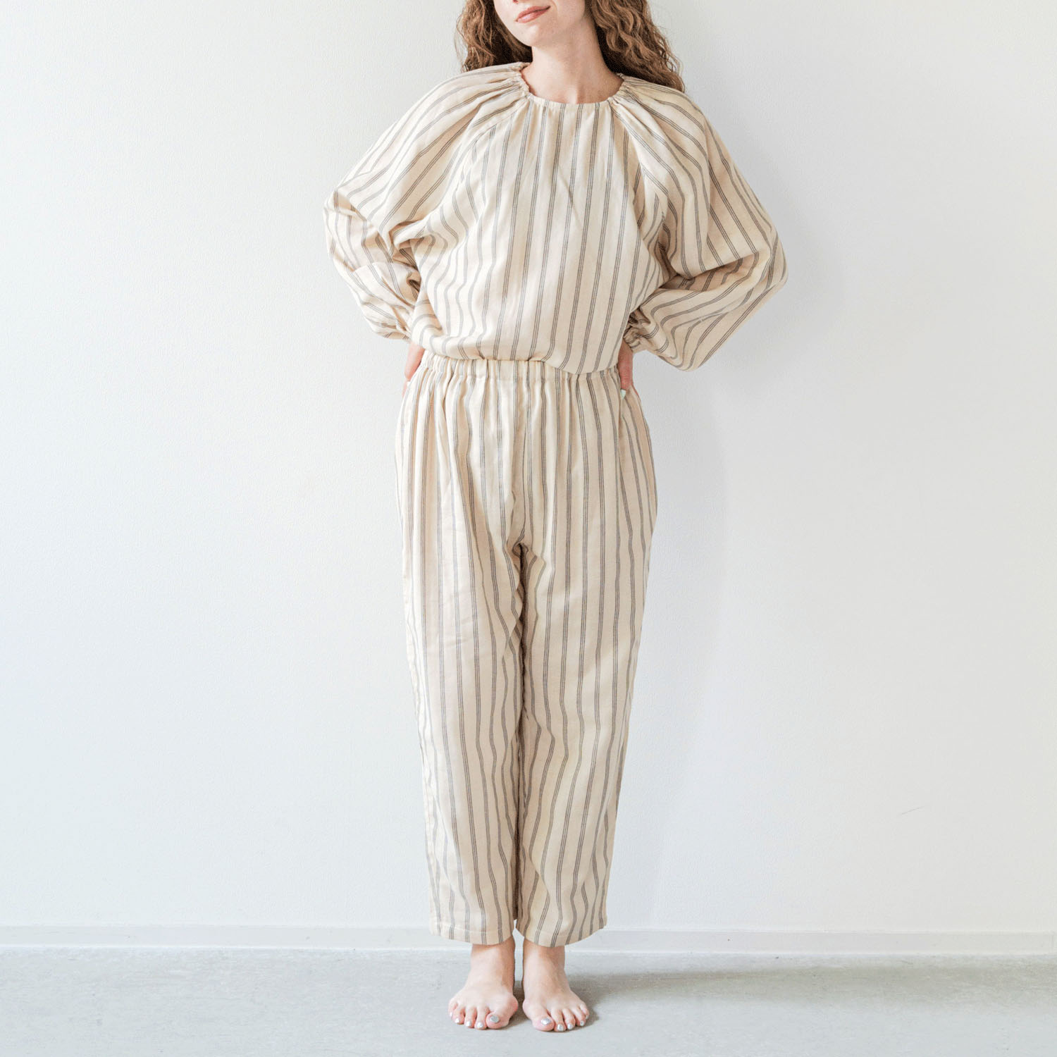 着る保湿クリーム ラグランプルオーバーパジャマ - 画像3