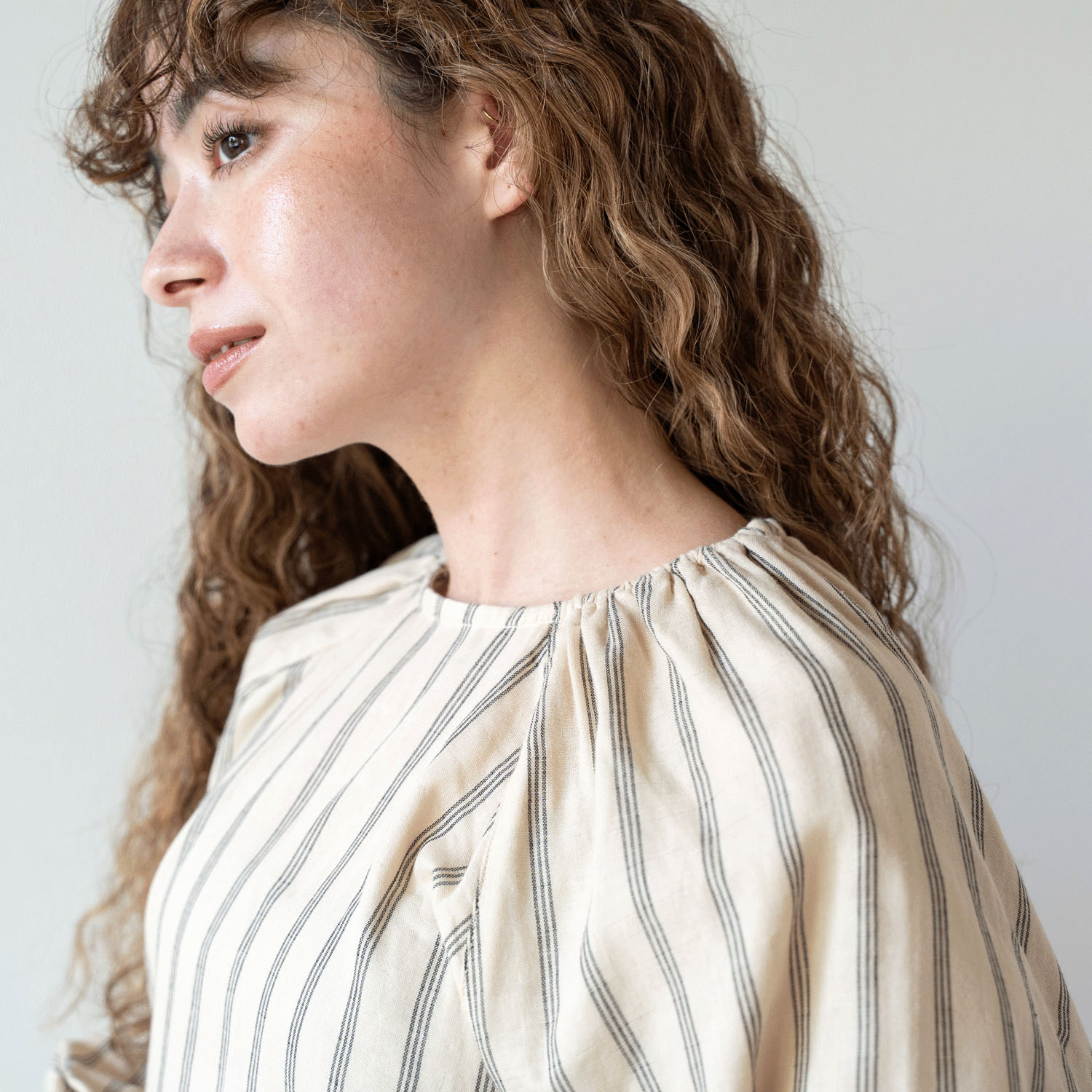 着る保湿クリーム ラグランプルオーバーパジャマ - 画像4