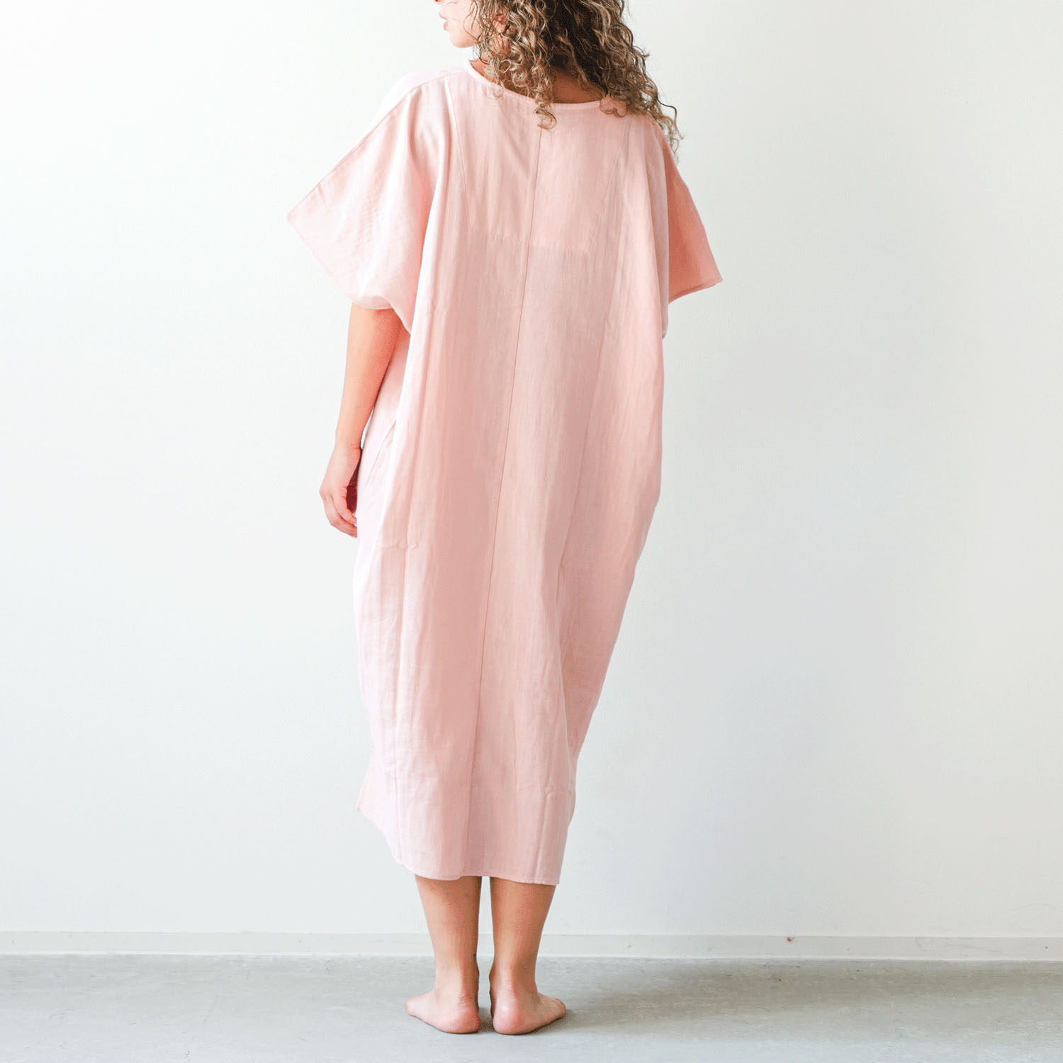 着る保湿クリーム ライトスクエア半袖ワンピース - 画像4