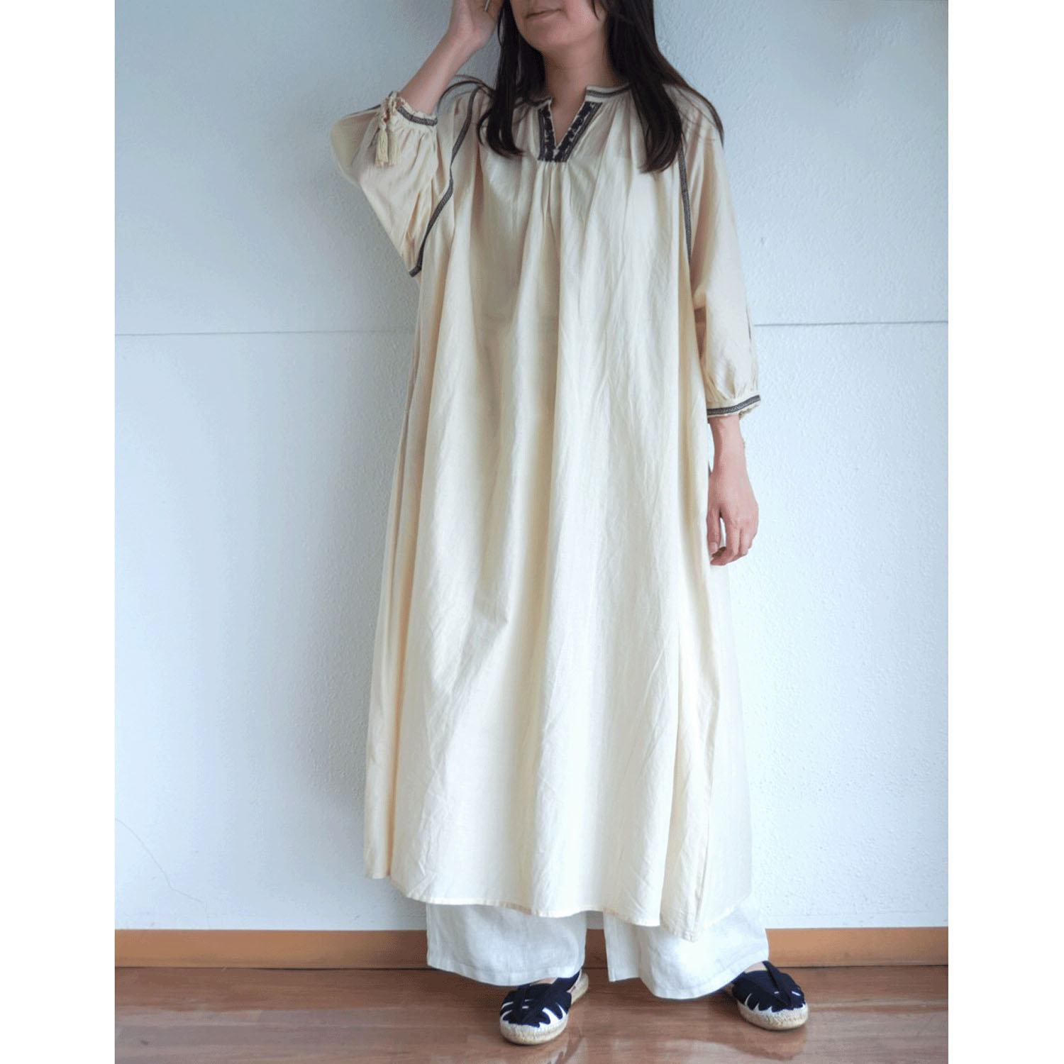 【LUPILIEN】 キャンブリック刺繍ワンピース - 画像3