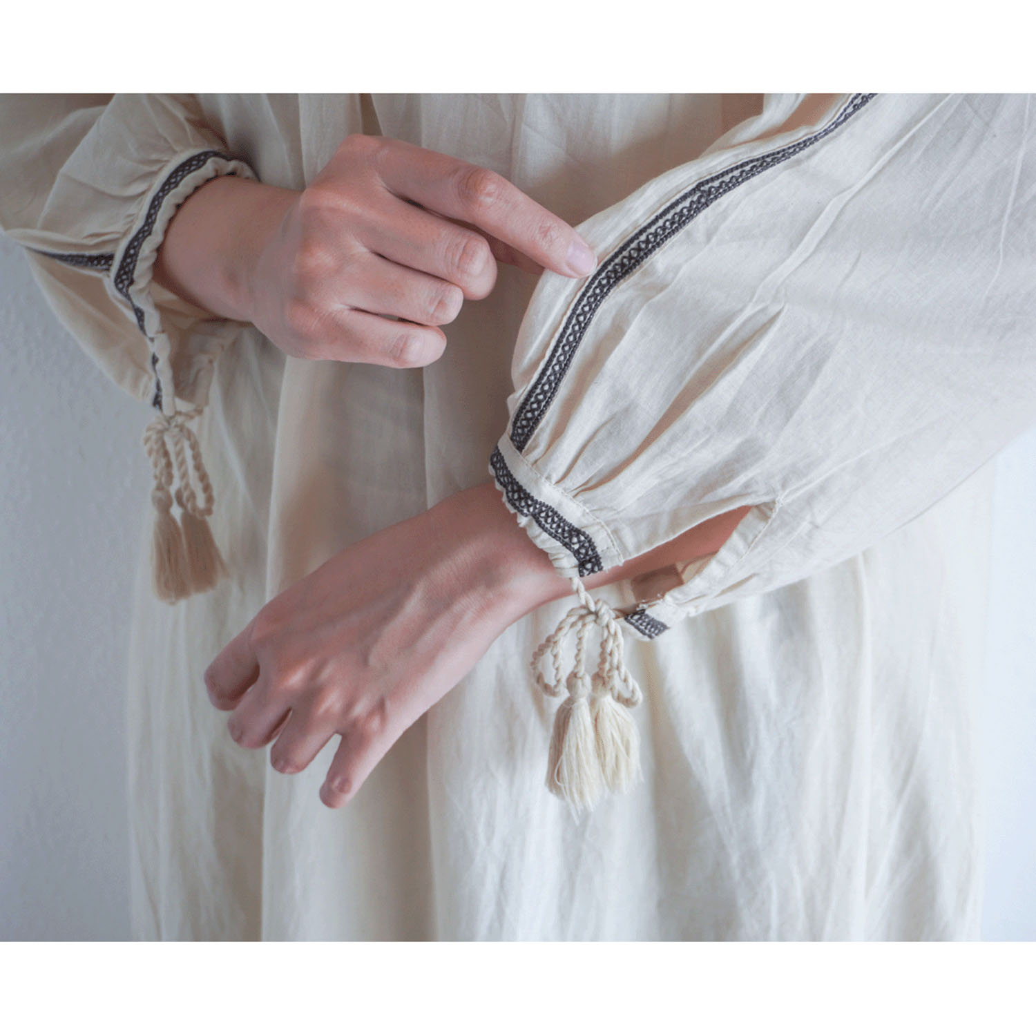 【LUPILIEN】 キャンブリック刺繍ワンピース - 画像10