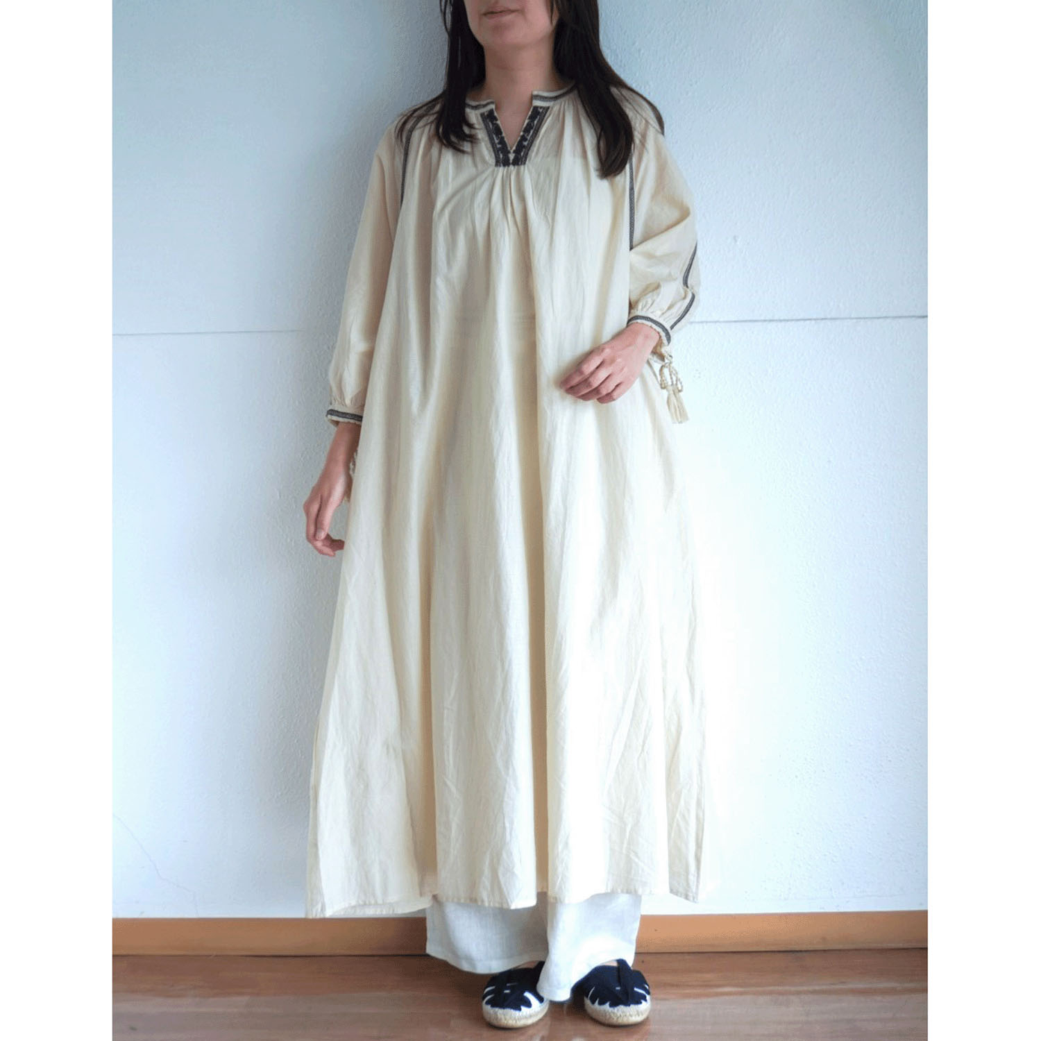 【LUPILIEN】 キャンブリック刺繍ワンピース - 画像1