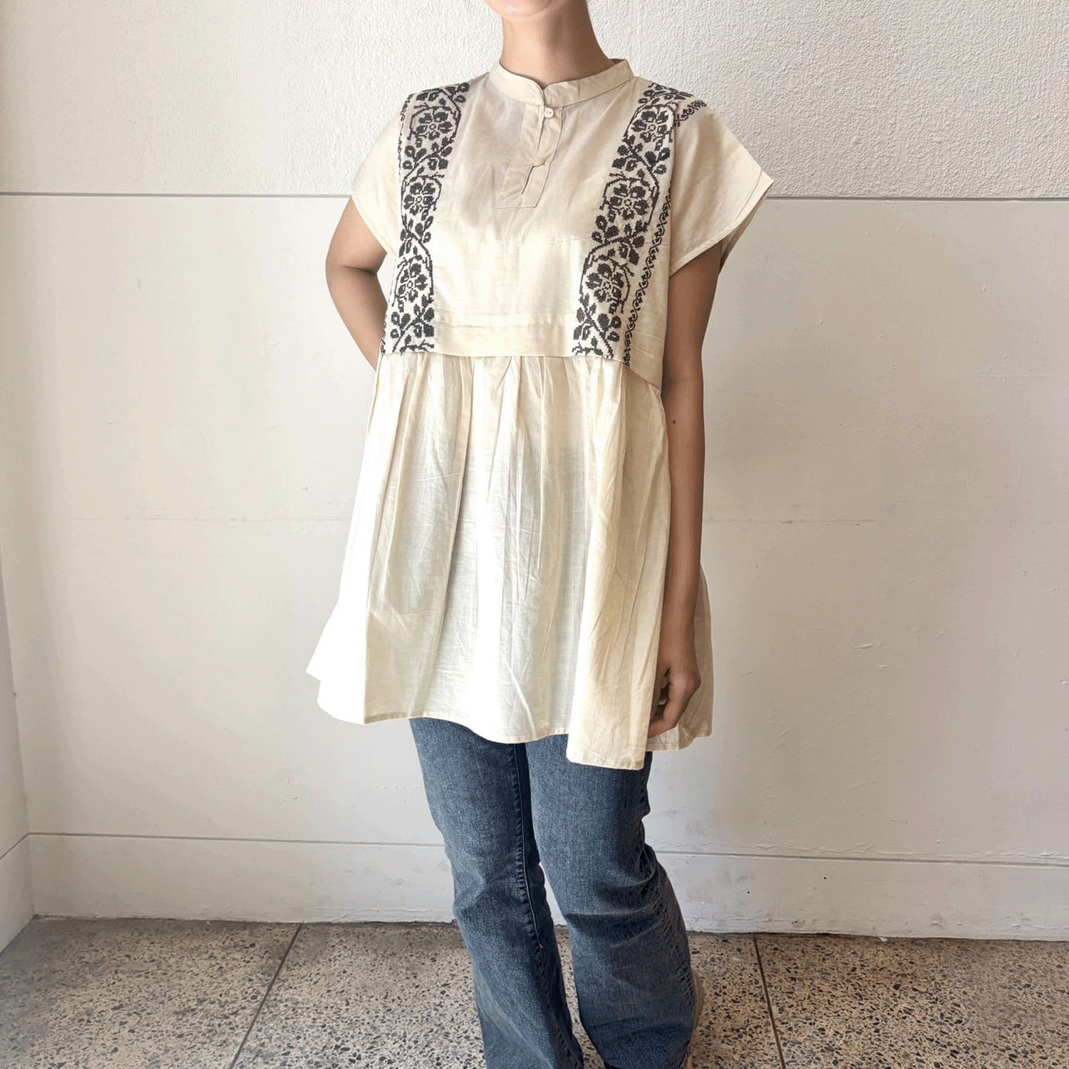 【LUPILIEN】  キャンブリック刺繍チュニック - 画像1