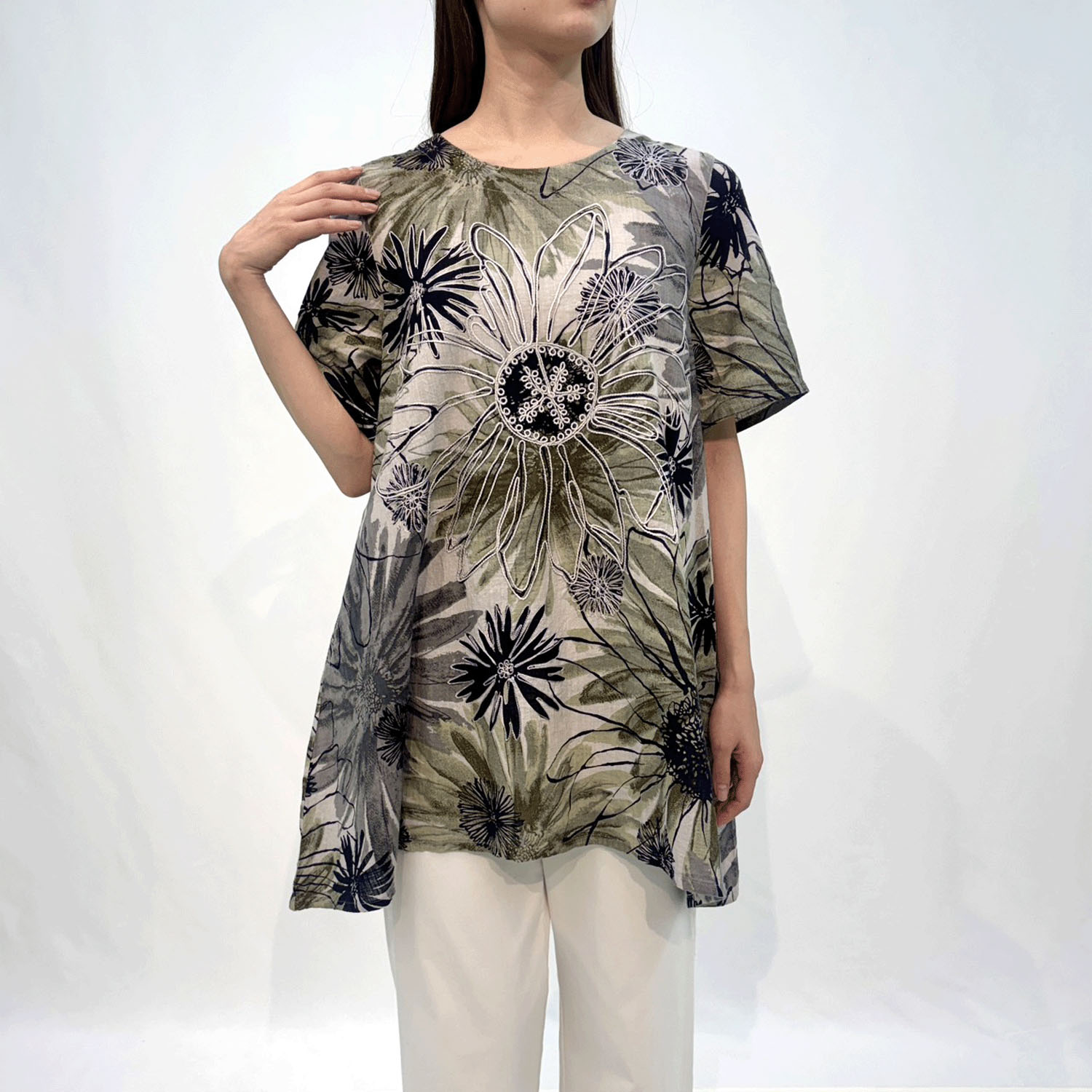 綿100％花柄コード刺繍チュニック