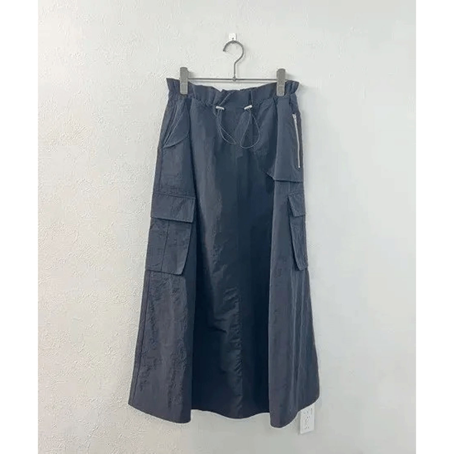 Vingtrois ナイロンワークスカート - 画像3