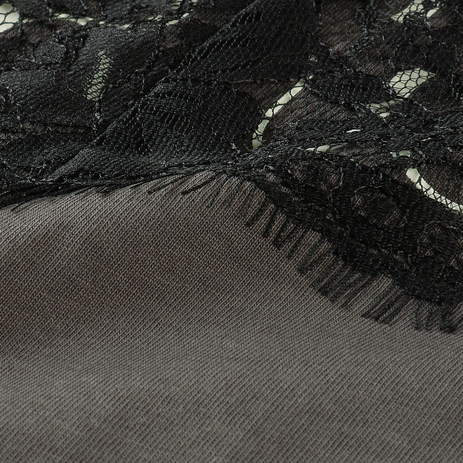 【Insta Live】Vingtrois レース×ロゴTシャツ - 画像3