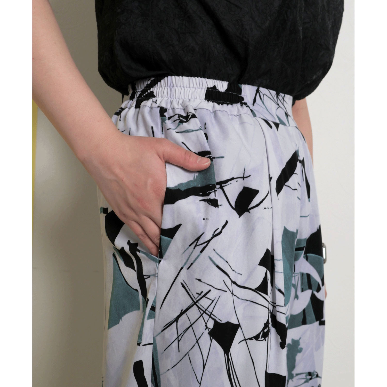 【Insta Live】Palm Riche ジオメトリック柄リラックスパンツ - 画像6