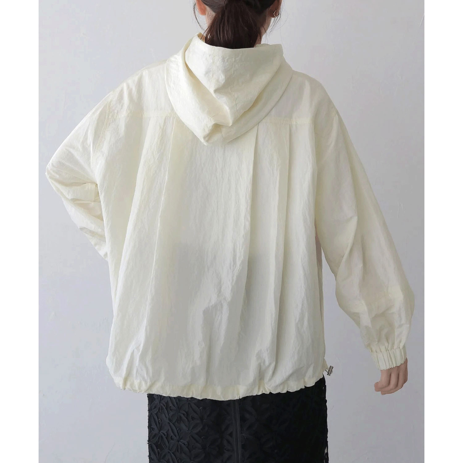 vingtrois  ブライトシアーアノラックパーカー - 画像5