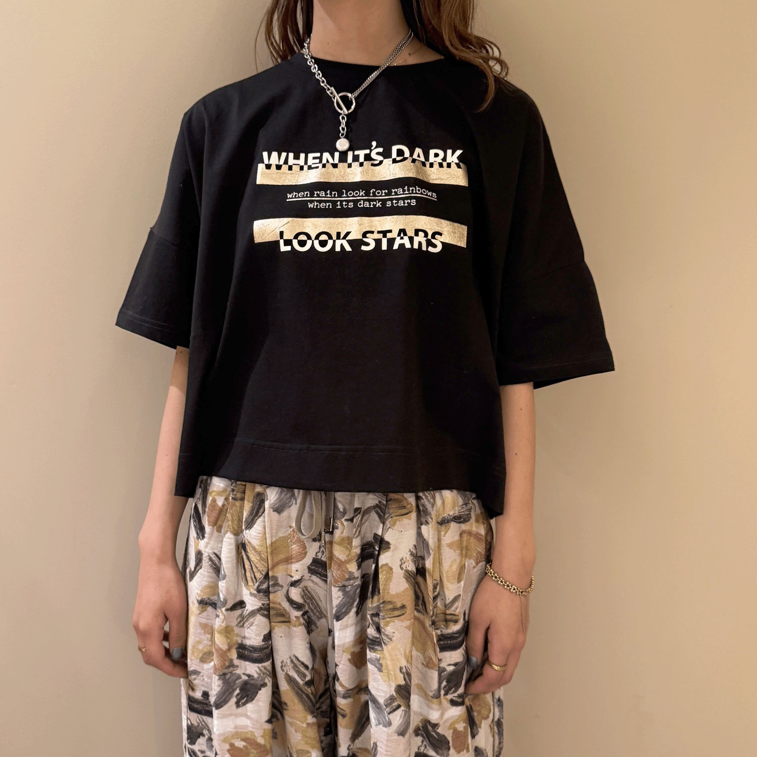 【Insta Live】vingtrois ドライタッチコットン箔ロゴT - 画像6