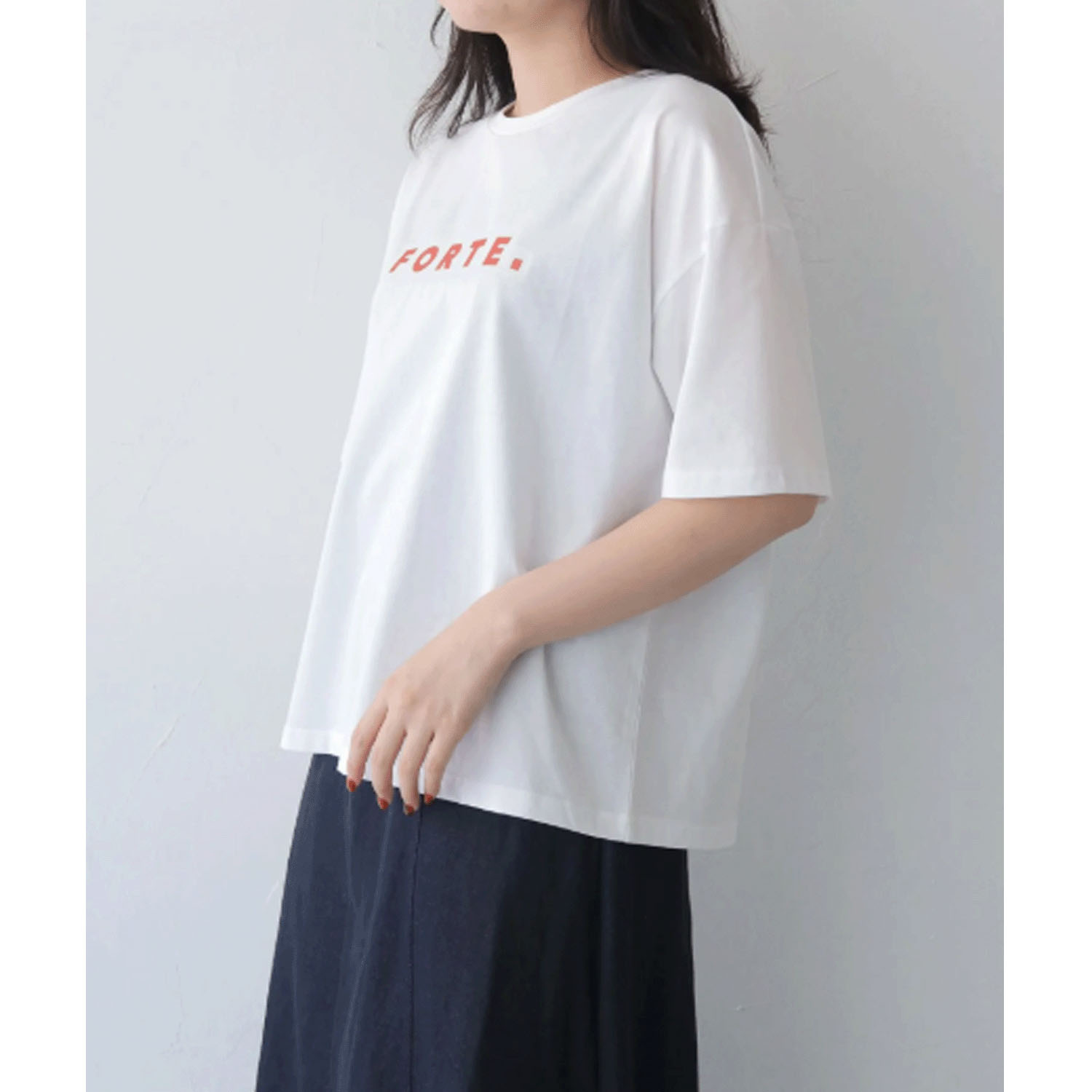 vingtrois ドライタッチコットンフォントTシャツ - 画像13