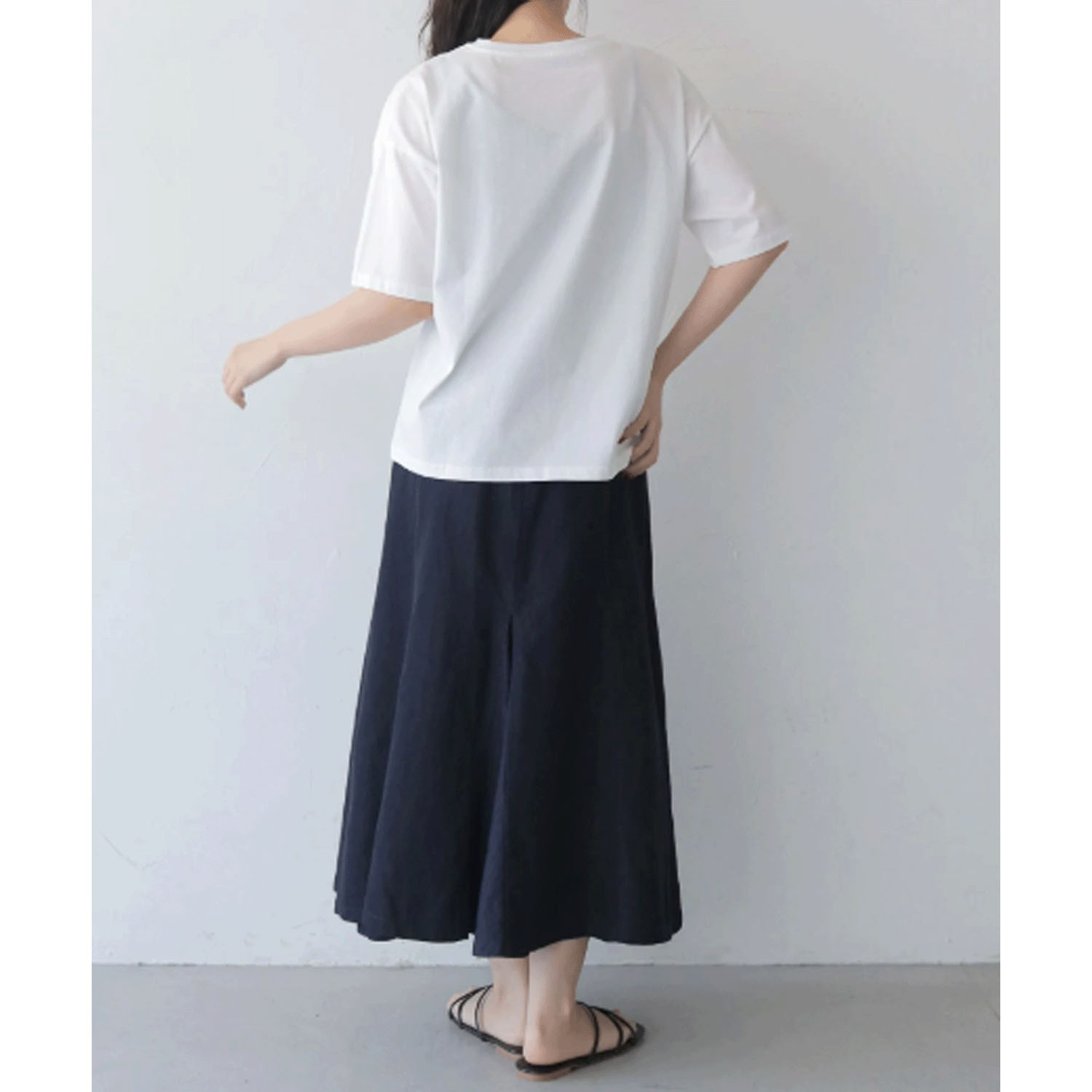 vingtrois ドライタッチコットンフォントTシャツ - 画像17