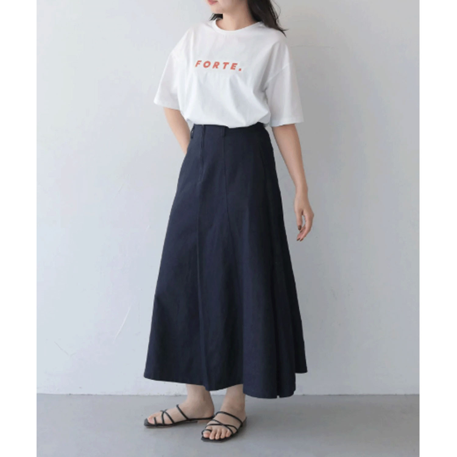 vingtrois ドライタッチコットンフォントTシャツ - 画像18