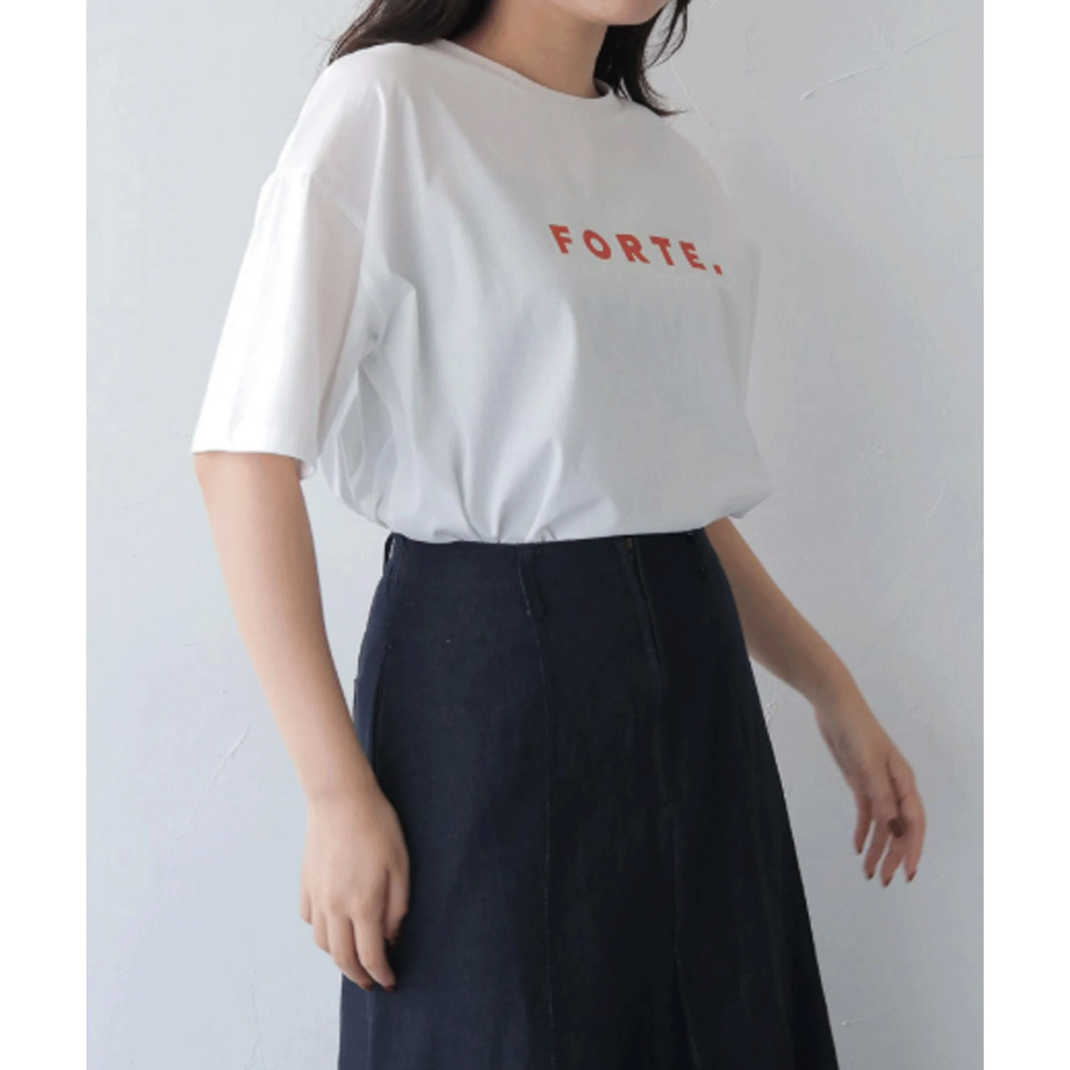 vingtrois ドライタッチコットンフォントTシャツ - 画像10