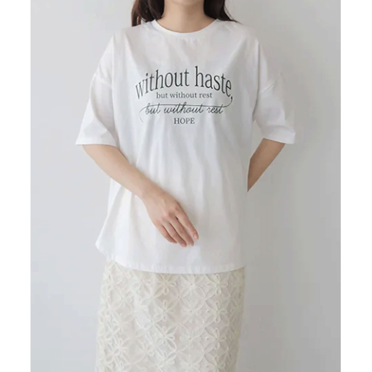 vingtroisドライタッチコットンカーブロゴTシャツ - 画像2