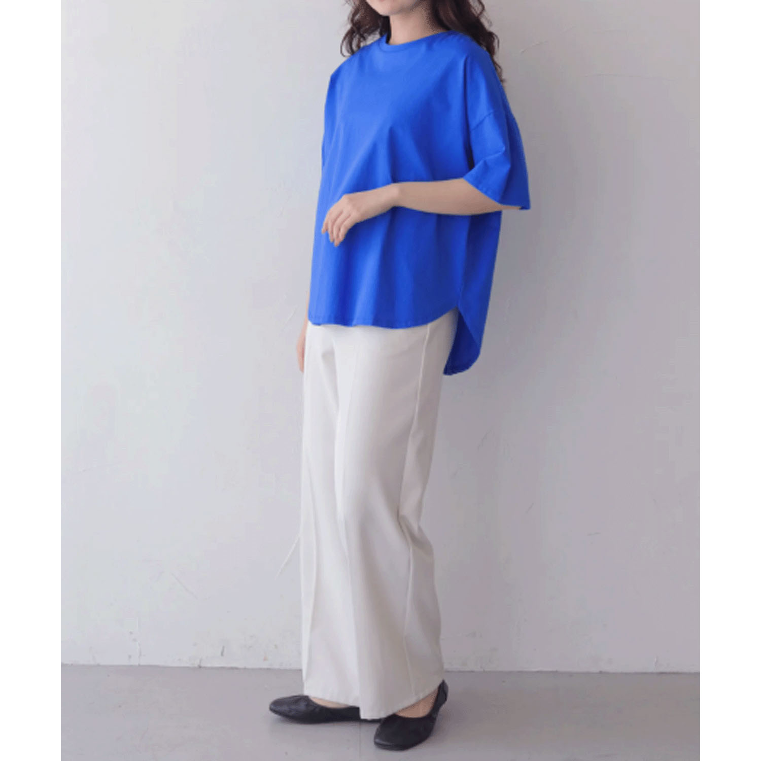 【Insta Live】vingtrois ドライタッチコットン裾ラウンドTシャツ - 画像16