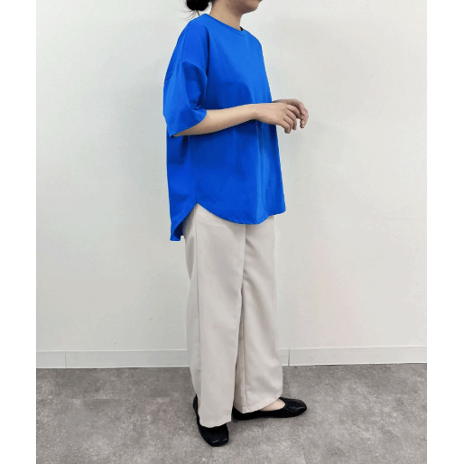 【Insta Live】vingtrois ドライタッチコットン裾ラウンドTシャツ - 画像19